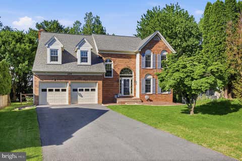 Homes For Sale - 124 Englefield Drive<br/> GAITHERSBURG, MD 20878