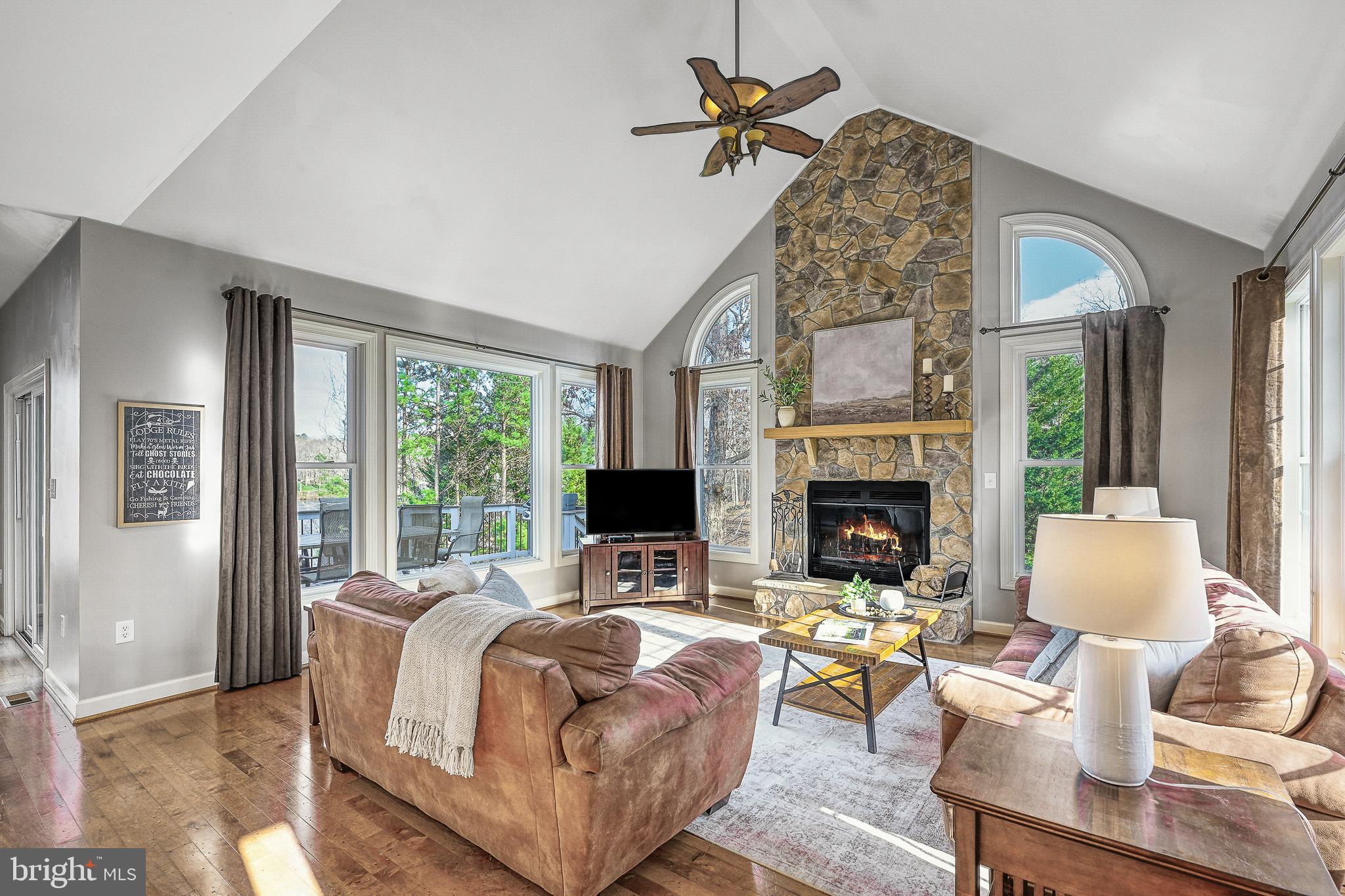 FRESHWATER ESTATES - Residential