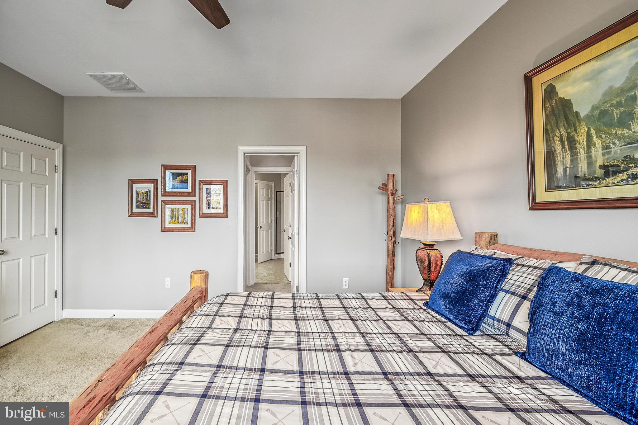 FRESHWATER ESTATES - Residential