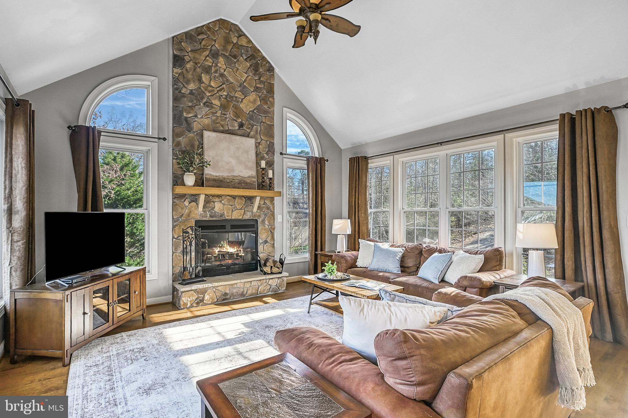 FRESHWATER ESTATES - Residential