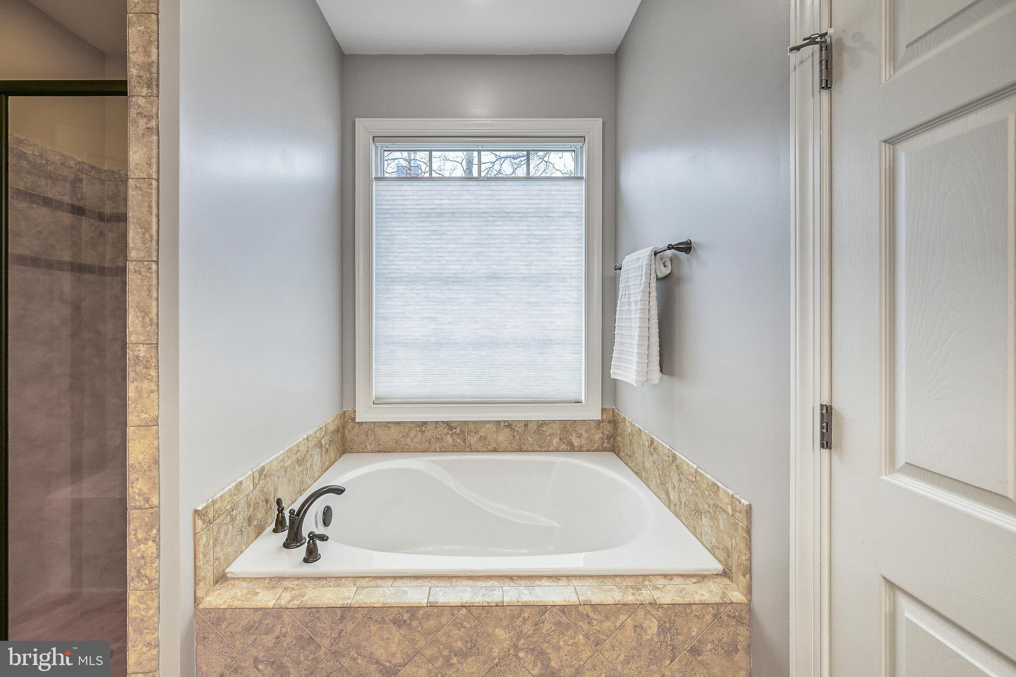 FRESHWATER ESTATES - Residential