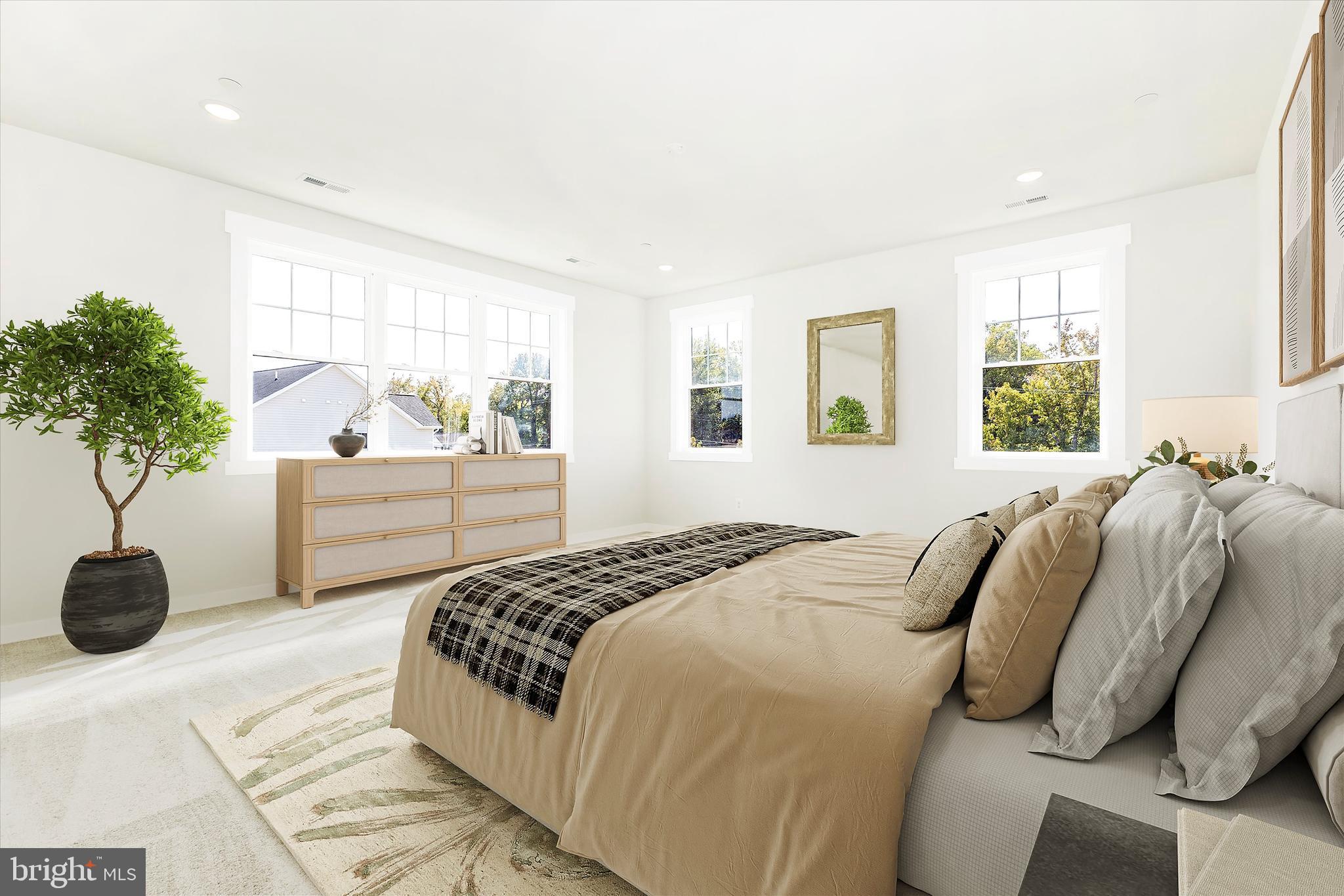 EDGEWATER - Residential