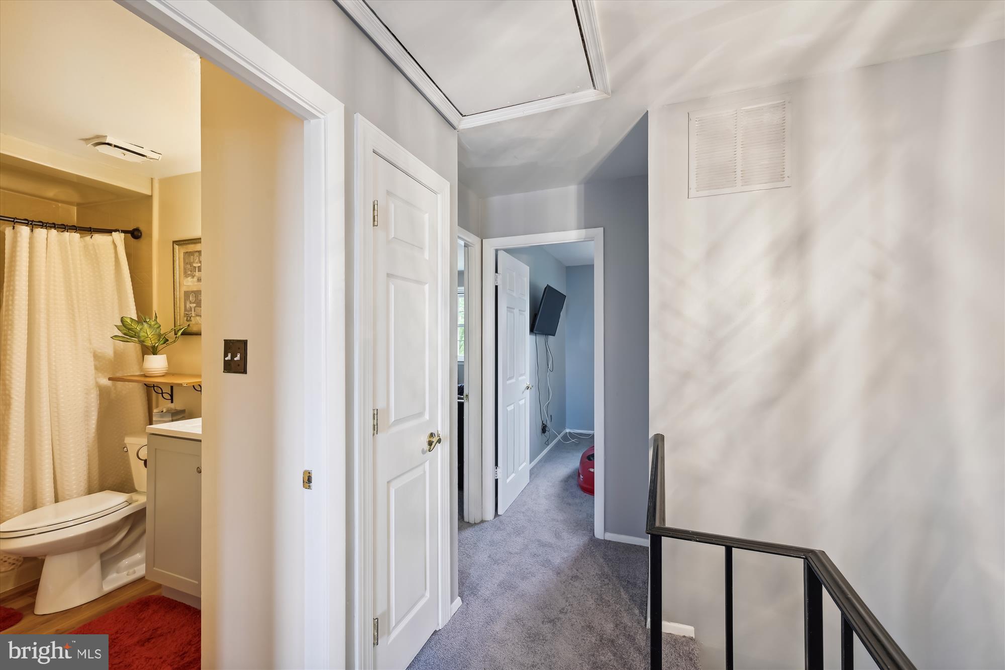 HAZELWOOD VILLAGE - Residential