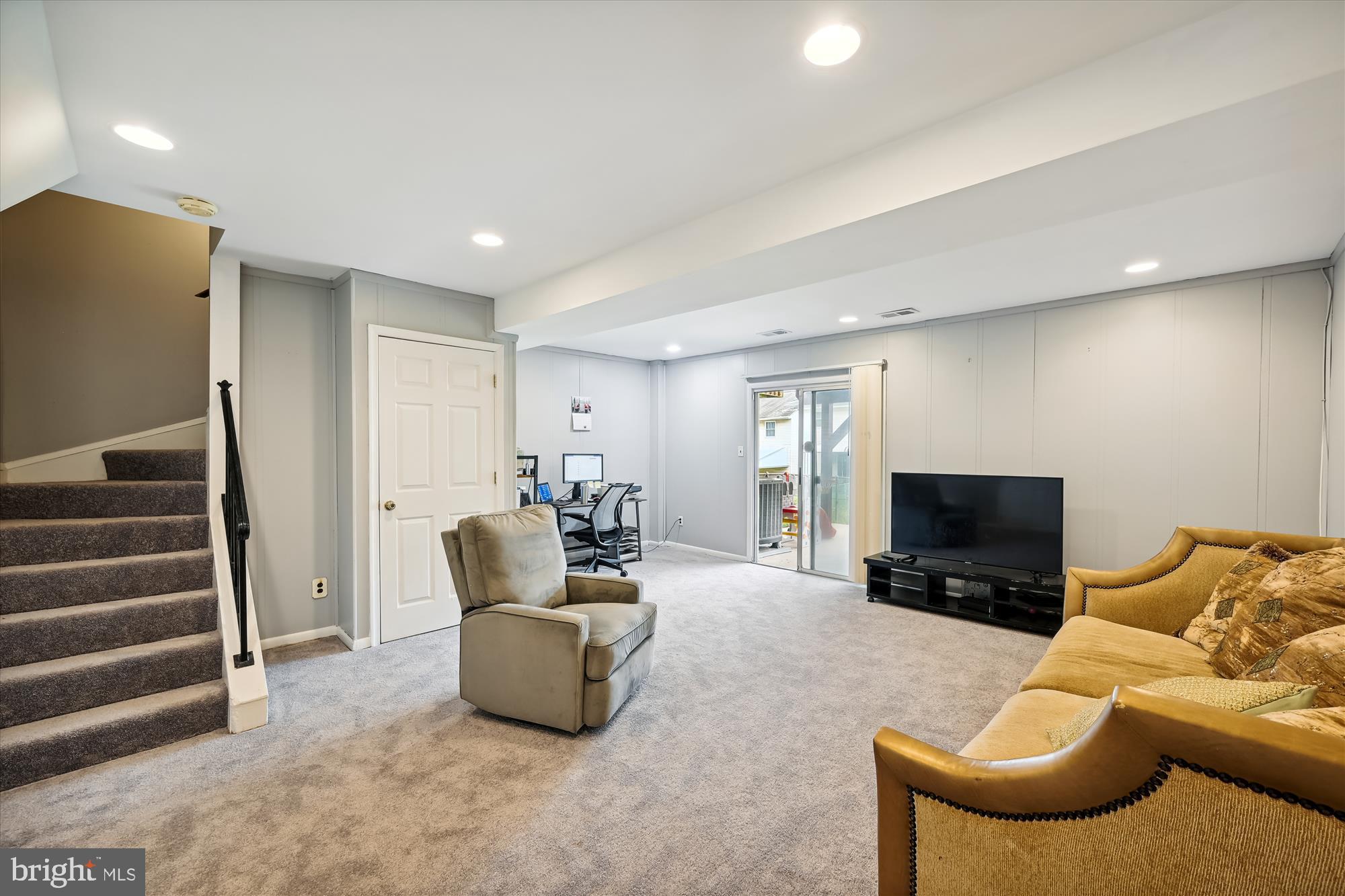 HAZELWOOD VILLAGE - Residential