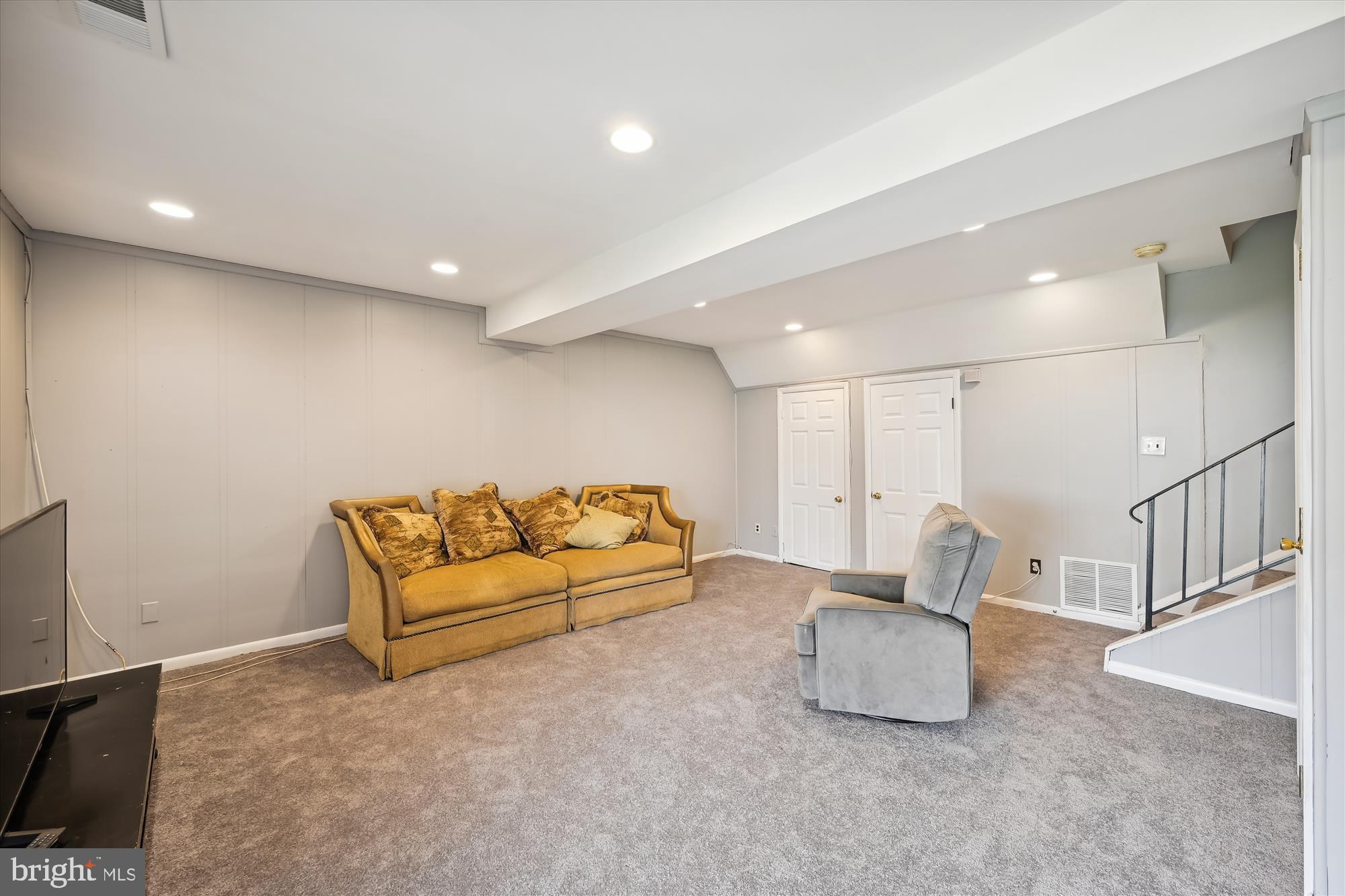 HAZELWOOD VILLAGE - Residential