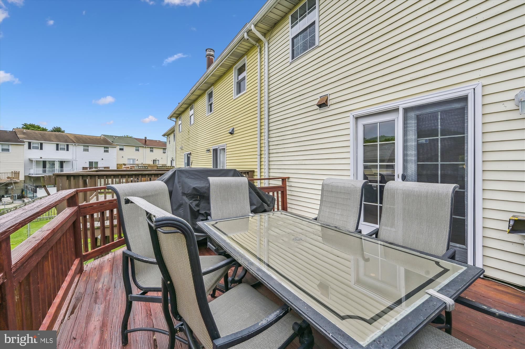 HAZELWOOD VILLAGE - Residential