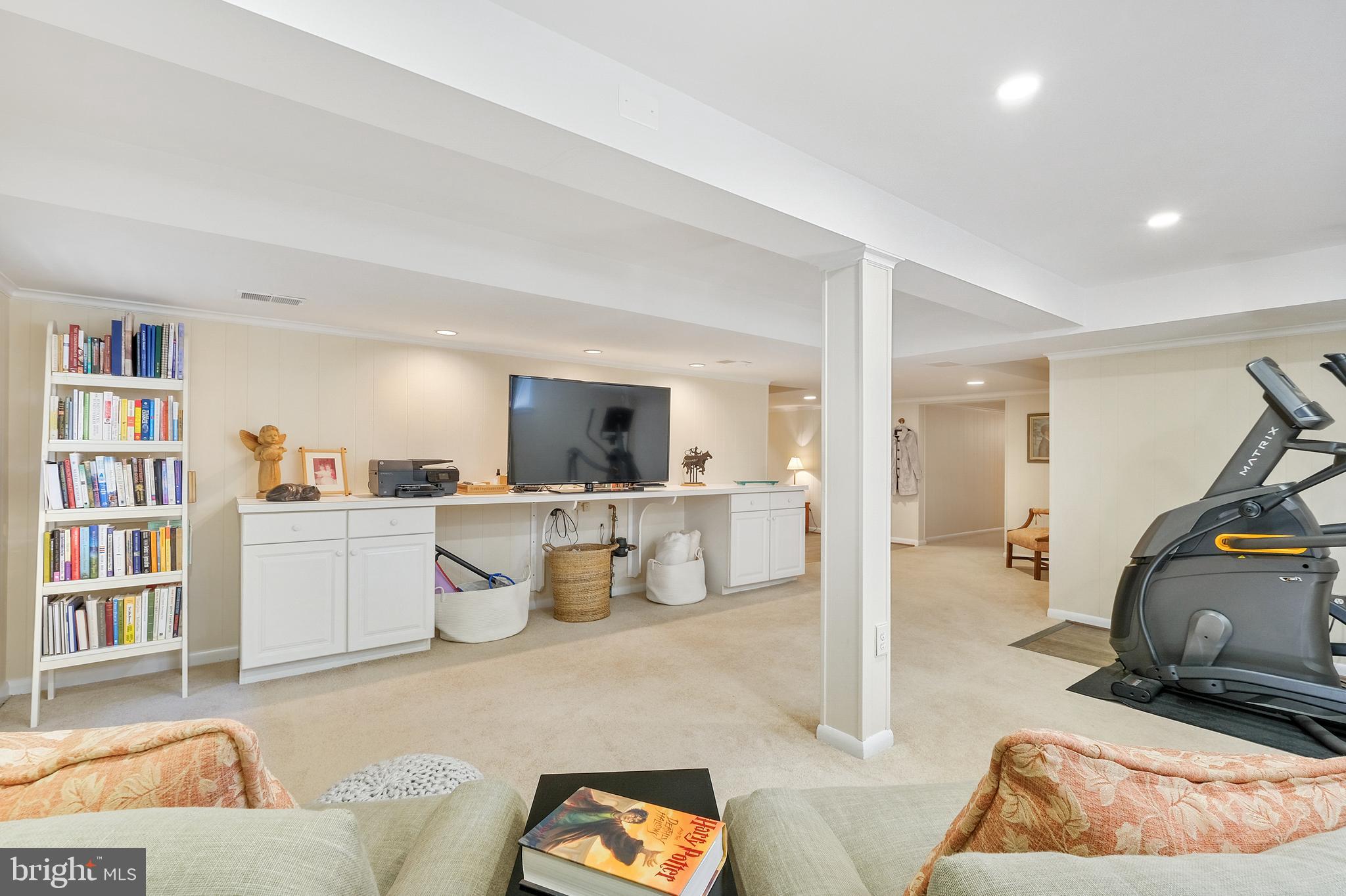 SOMERSET - Residential