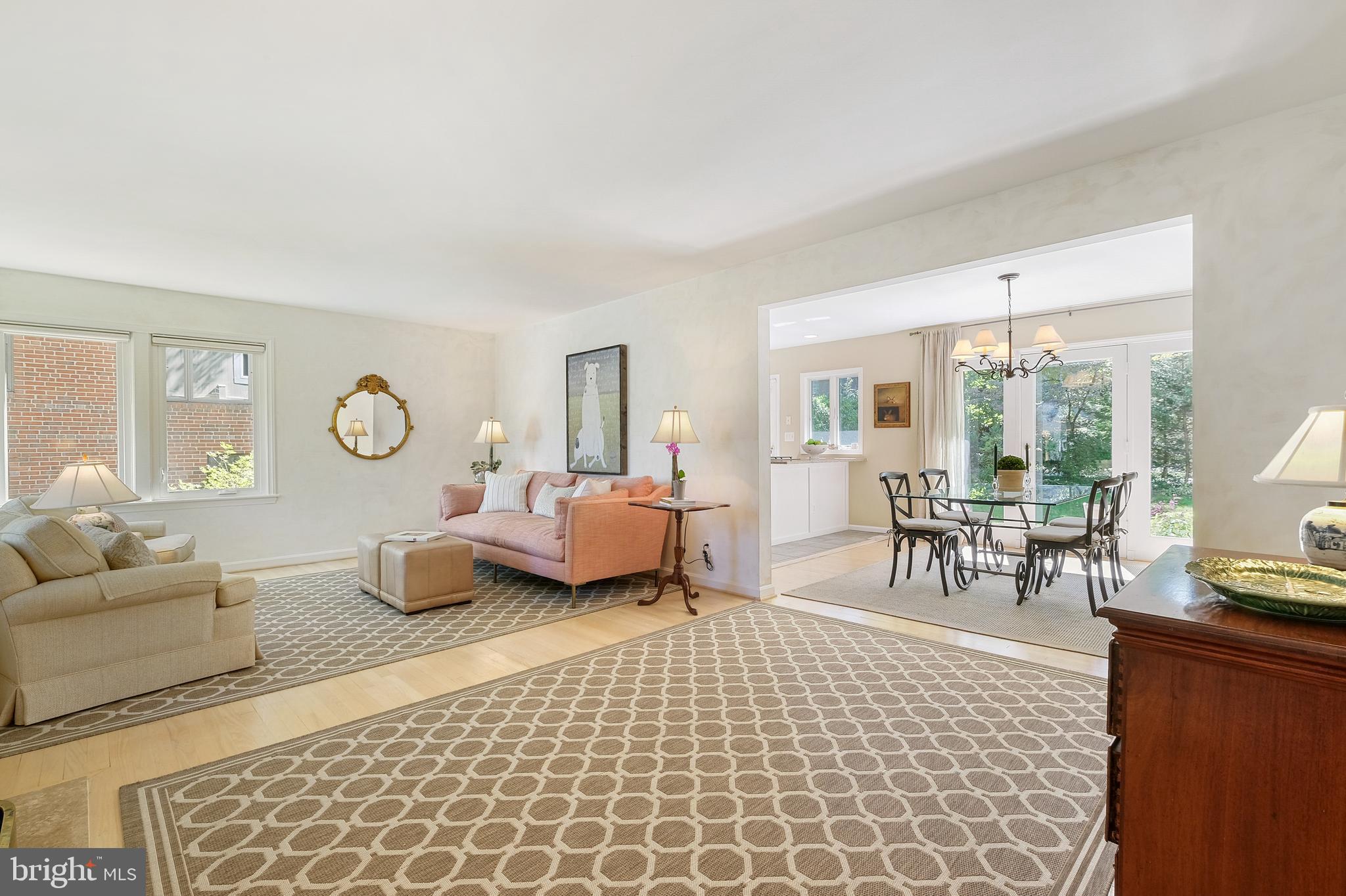 SOMERSET - Residential