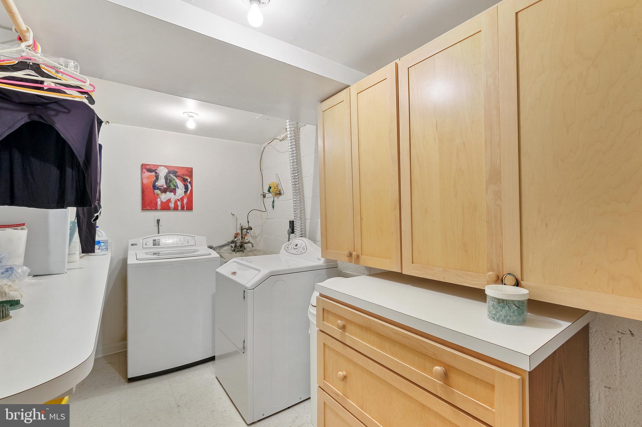 SOMERSET - Residential