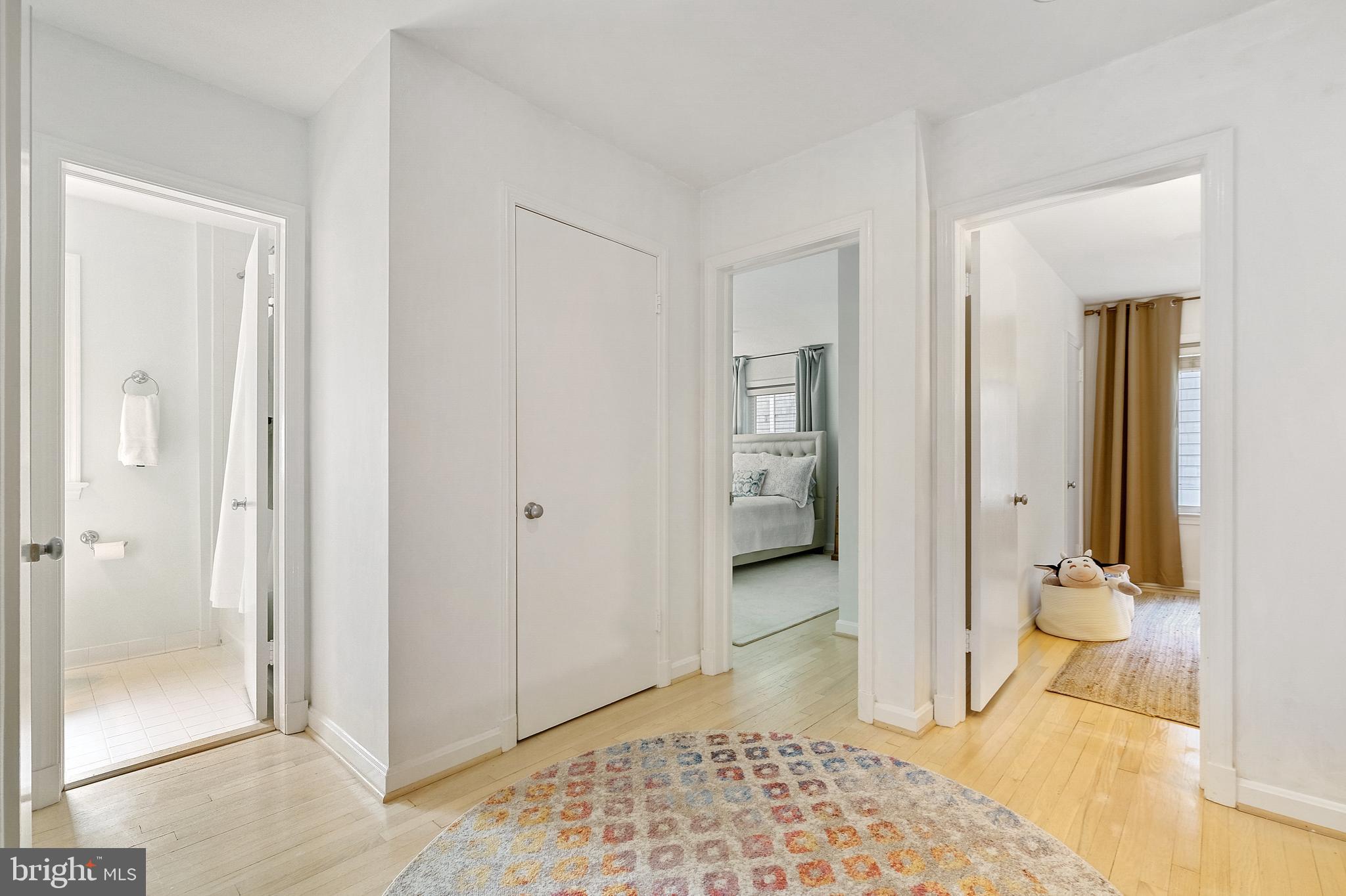 SOMERSET - Residential