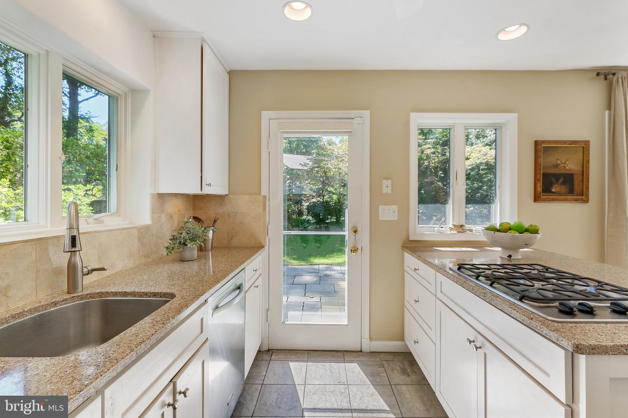 SOMERSET - Residential