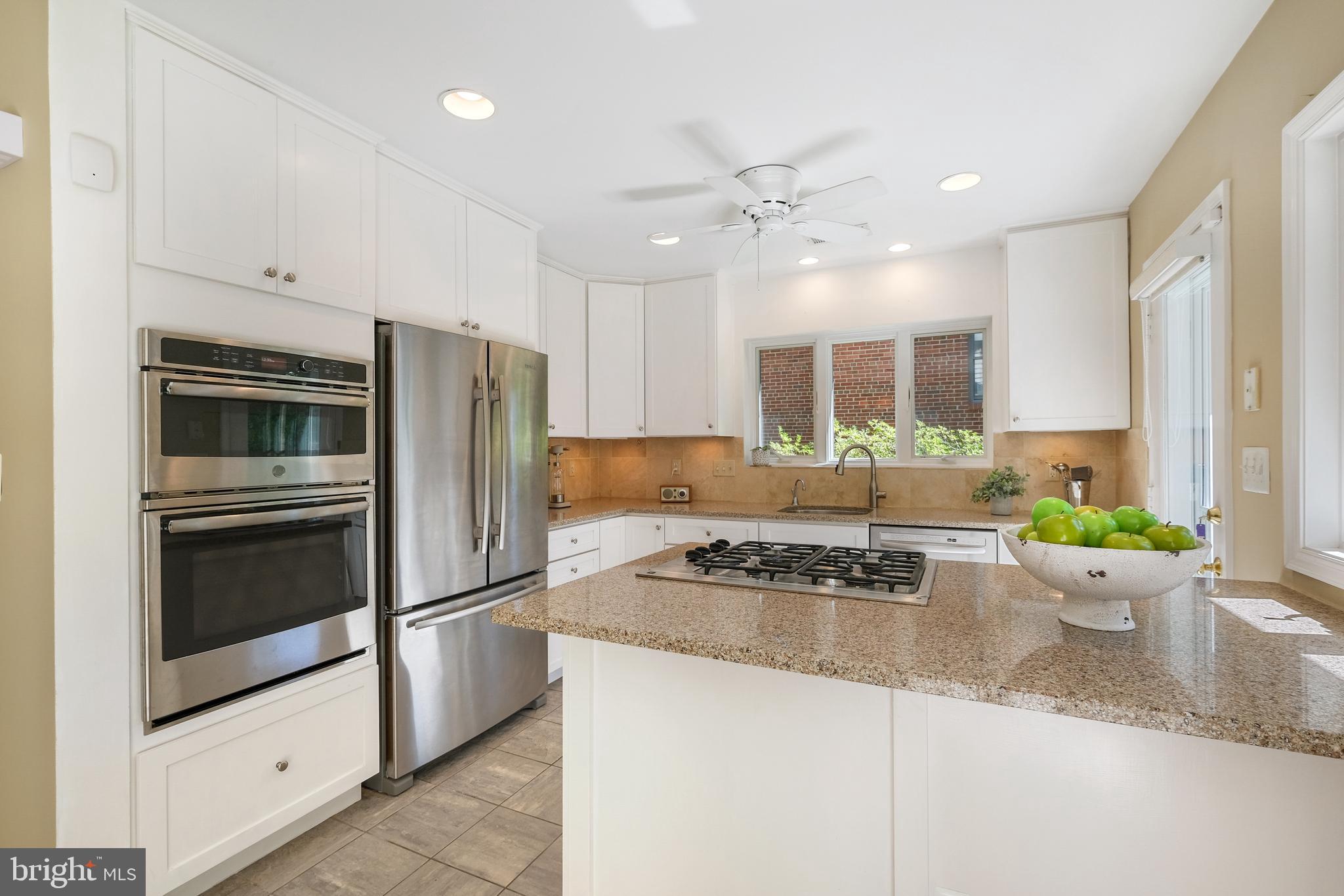 SOMERSET - Residential