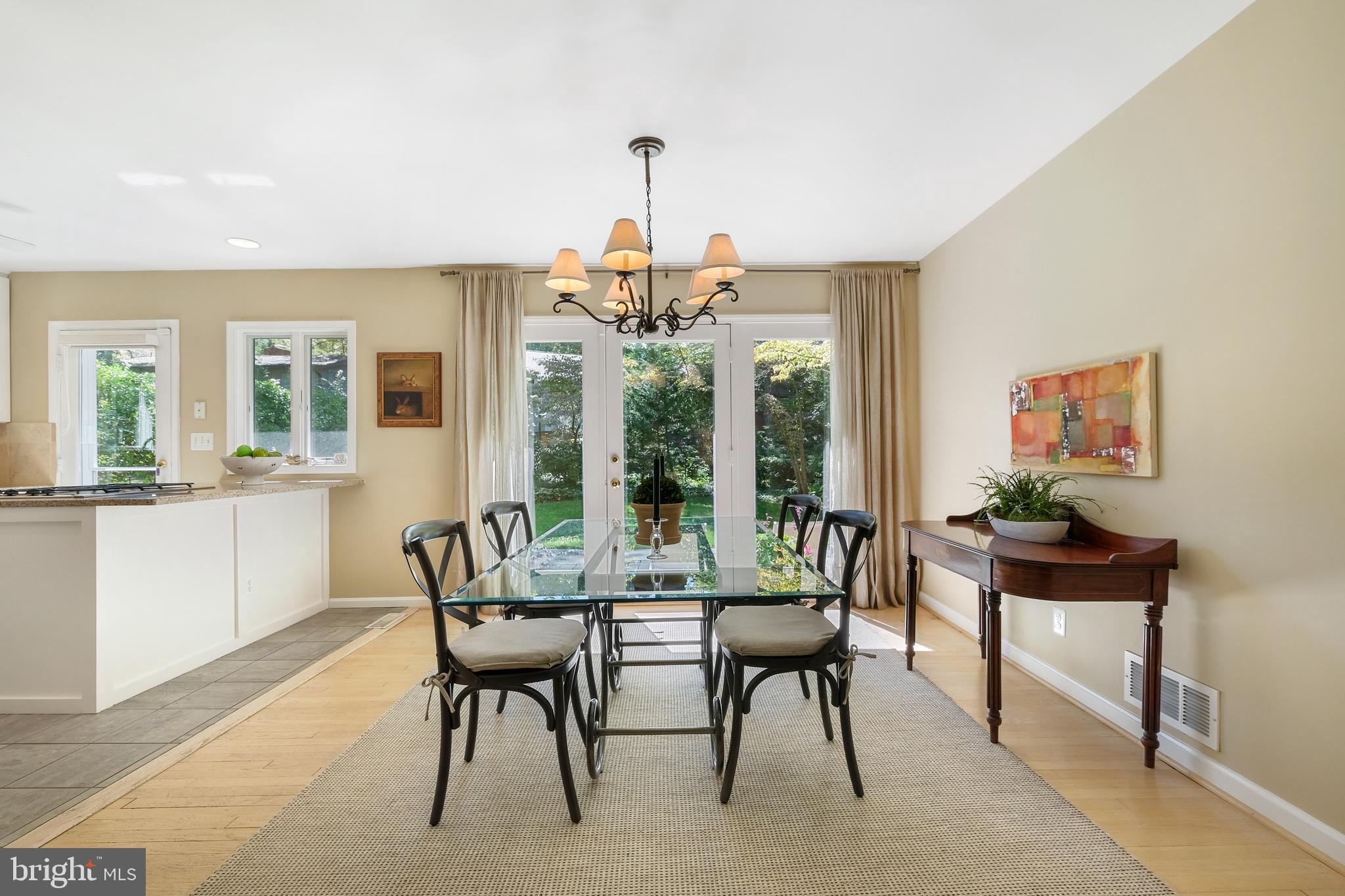 SOMERSET - Residential