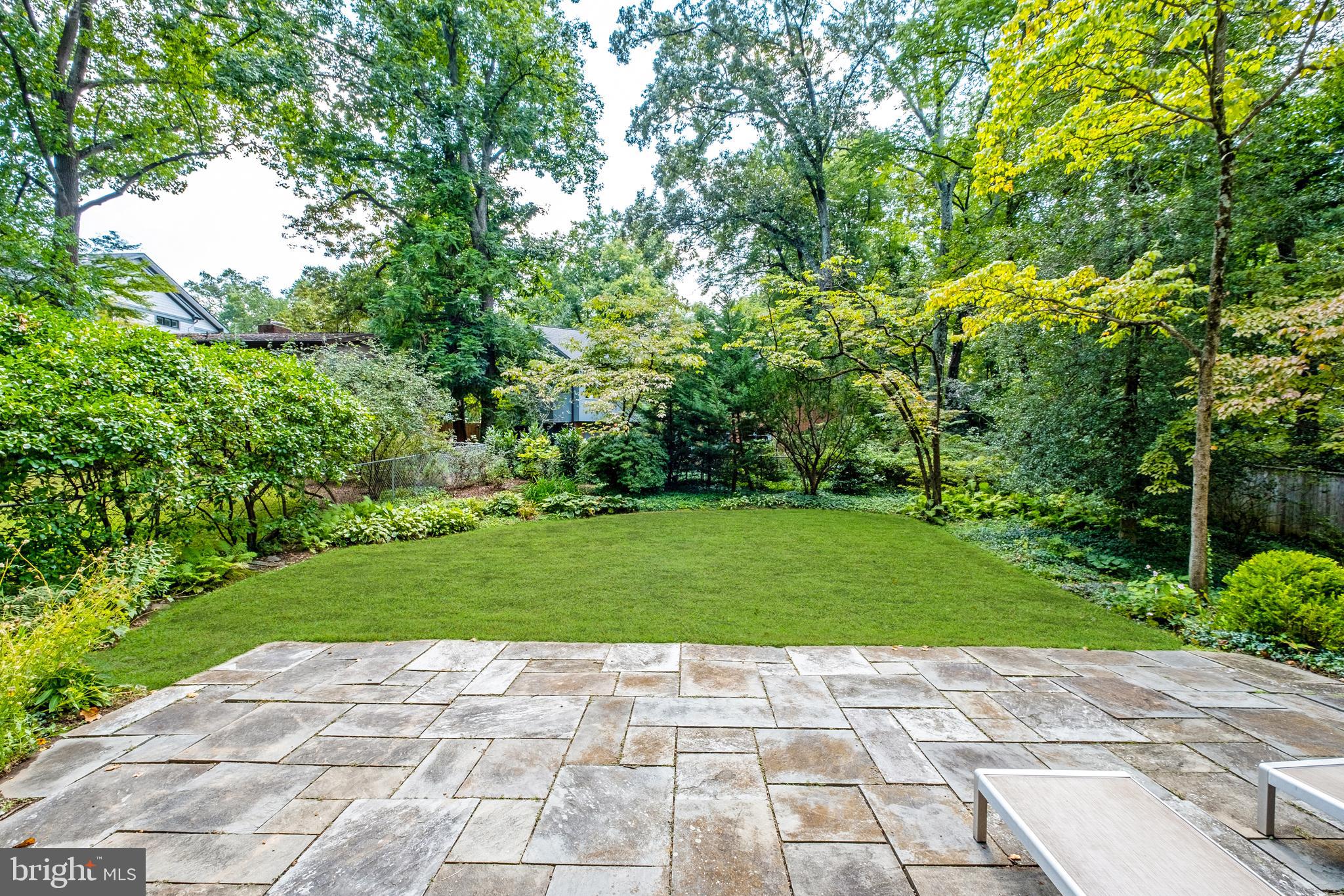 SOMERSET - Residential