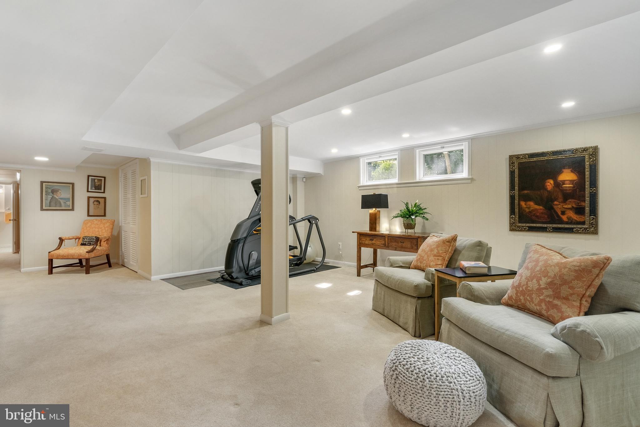 SOMERSET - Residential