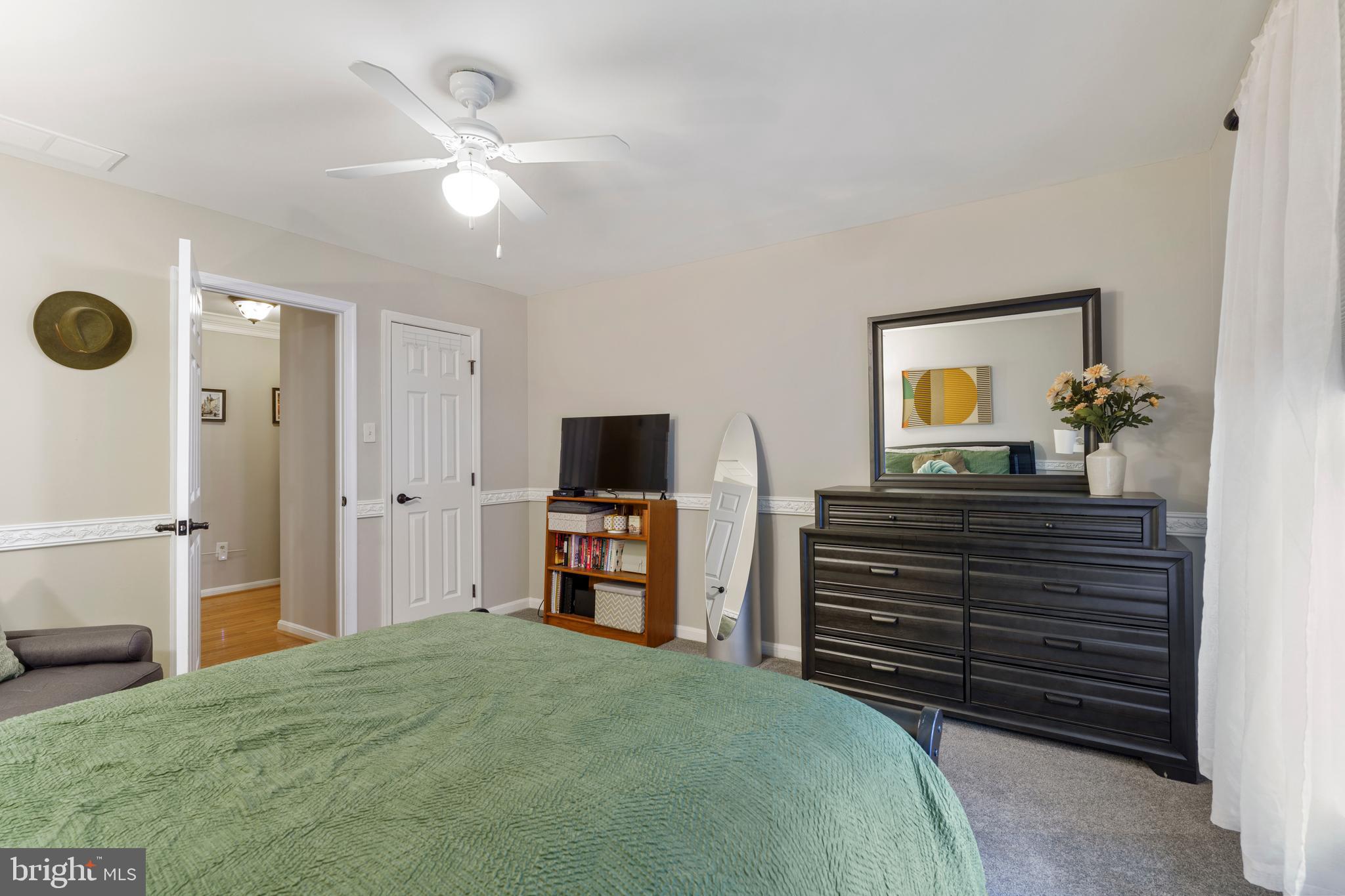 AUTUMN VIEW - Residential