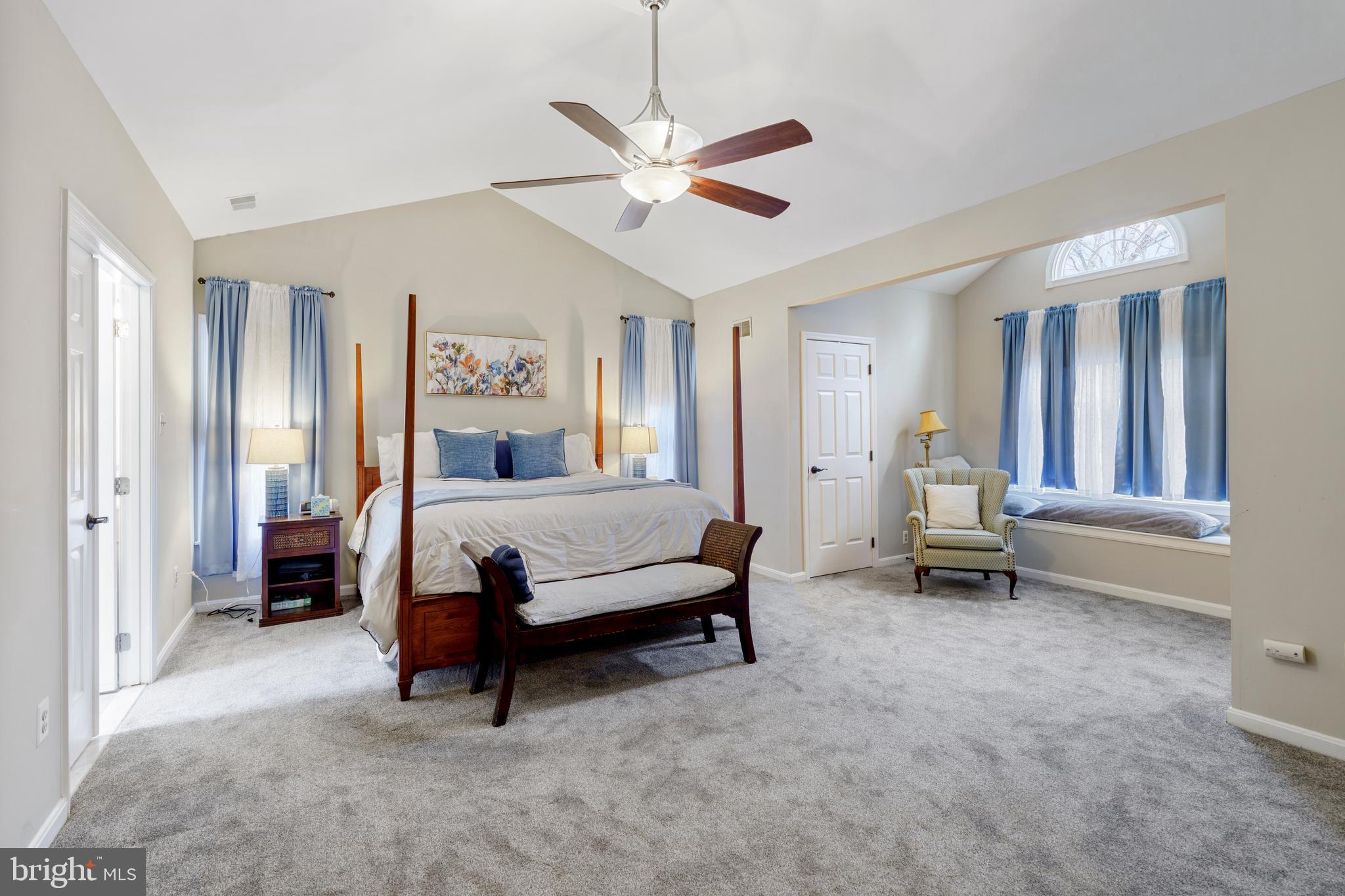 AUTUMN VIEW - Residential