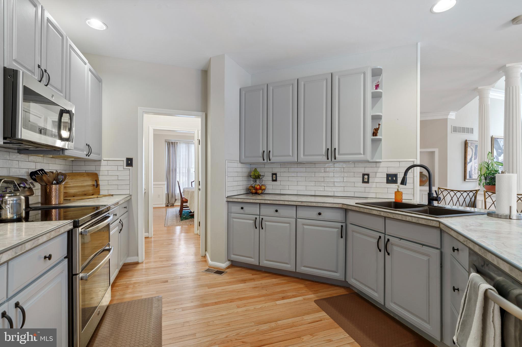 AUTUMN VIEW - Residential