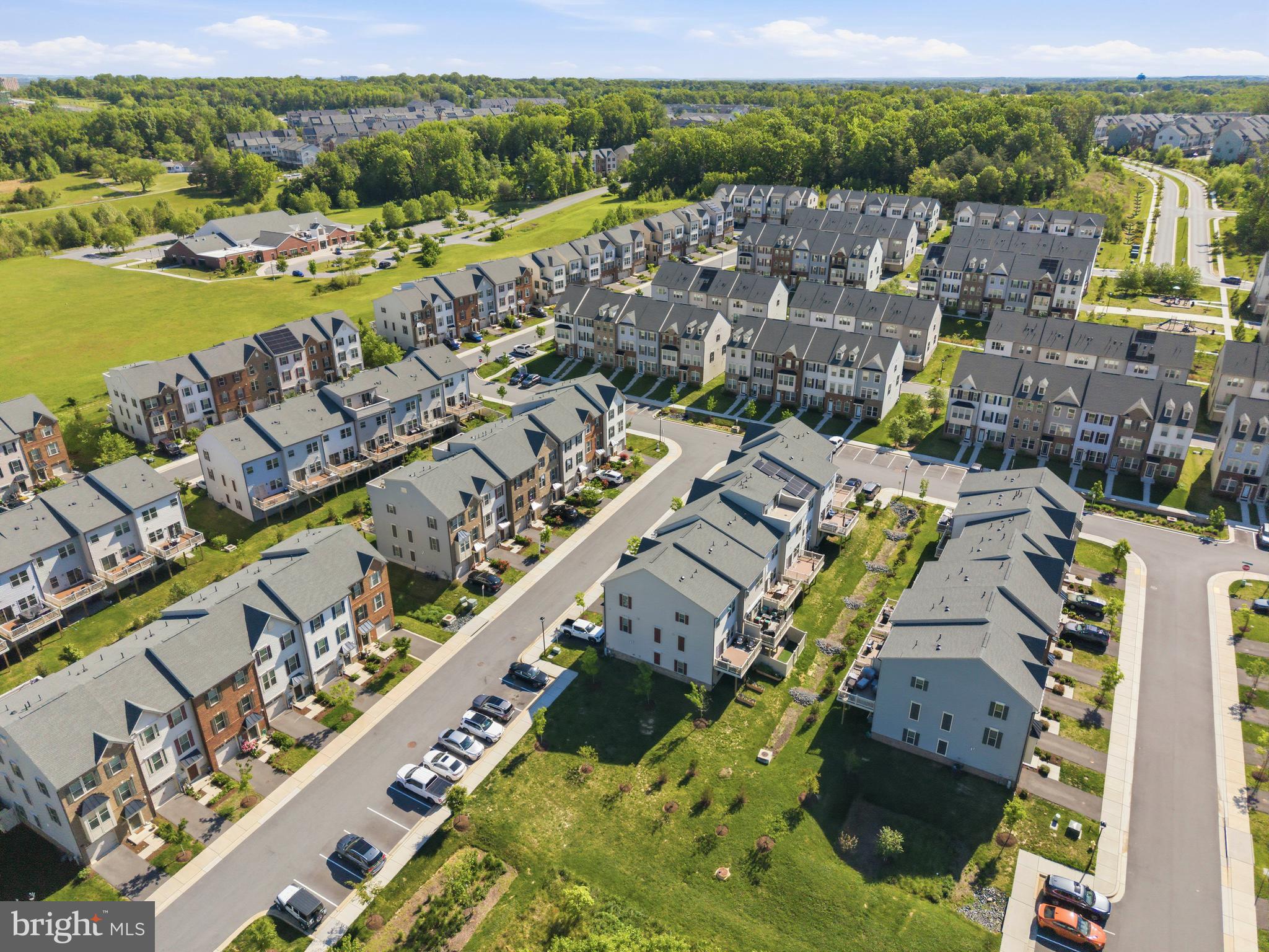 PARKSIDE - Residential
