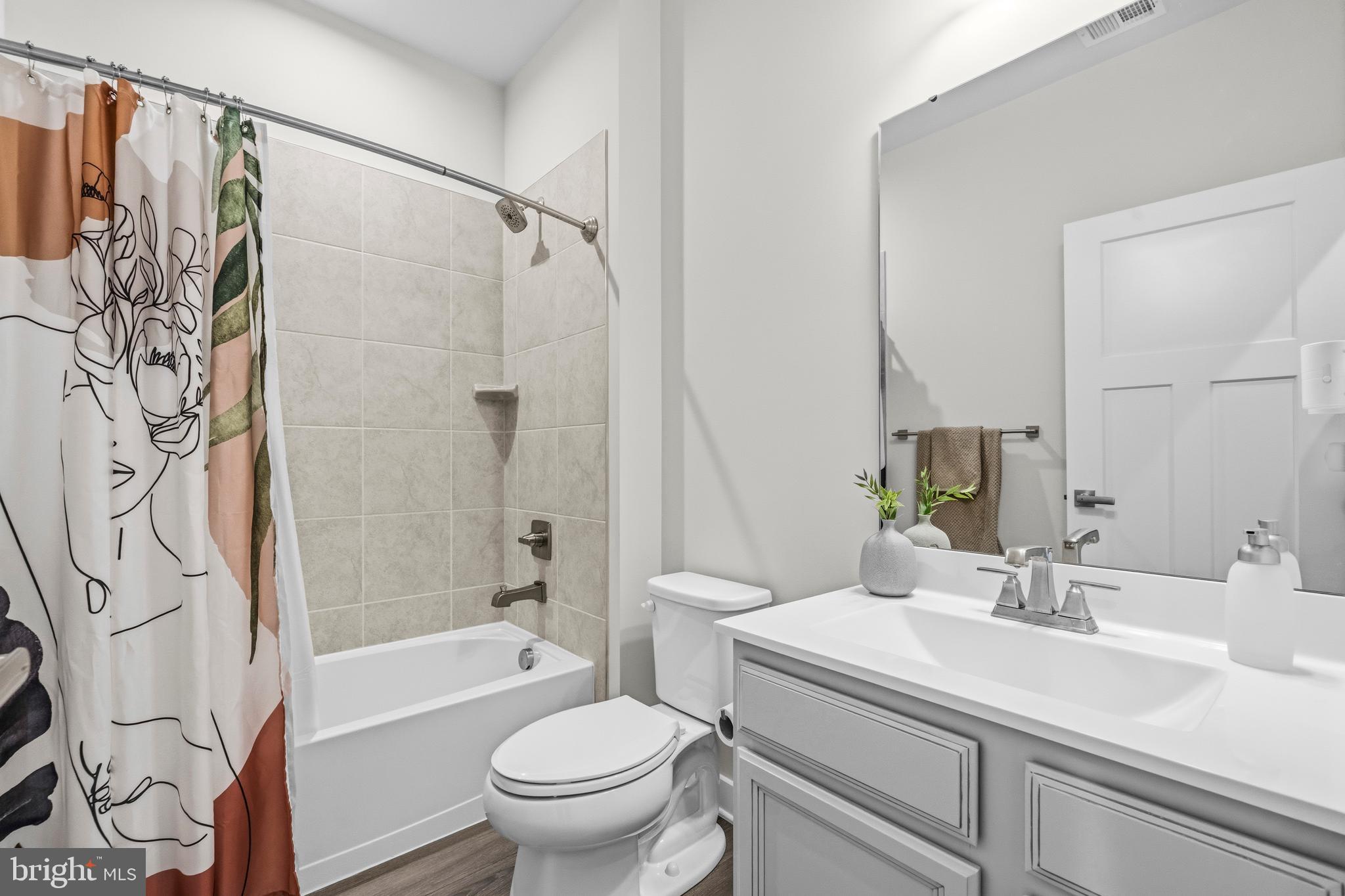 PARKSIDE - Residential