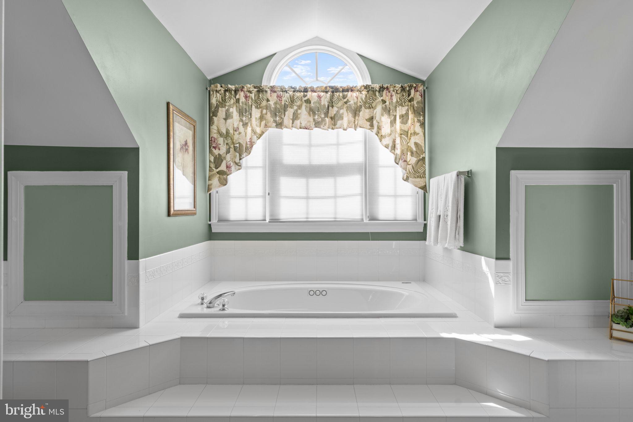 OAK VALLEY - Residential