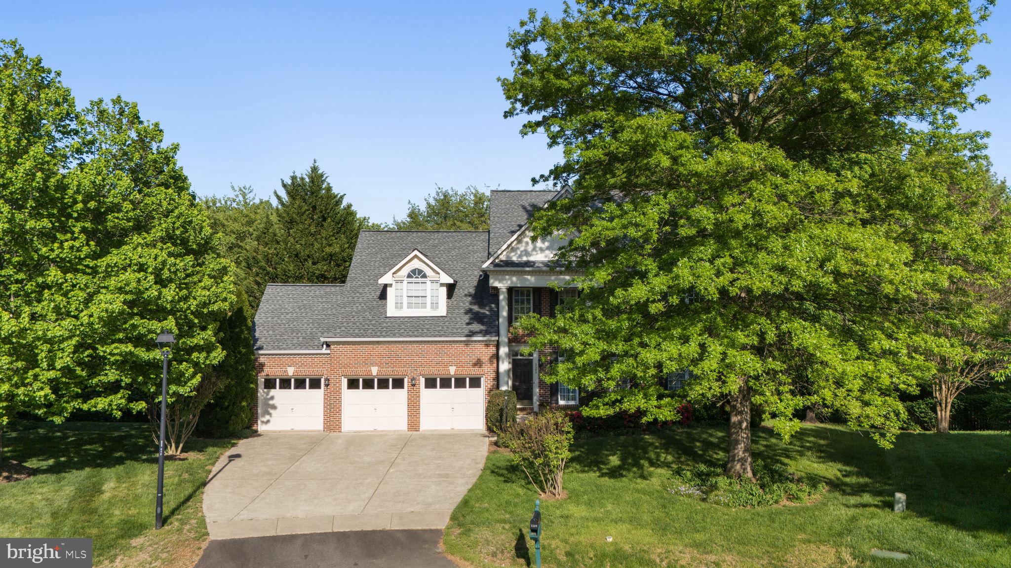 OAK VALLEY - Residential
