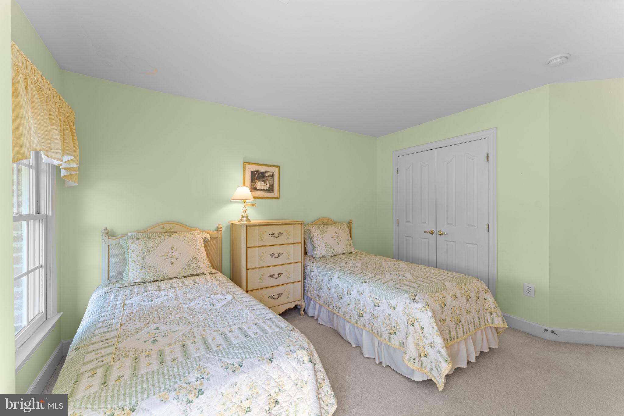 OAK VALLEY - Residential