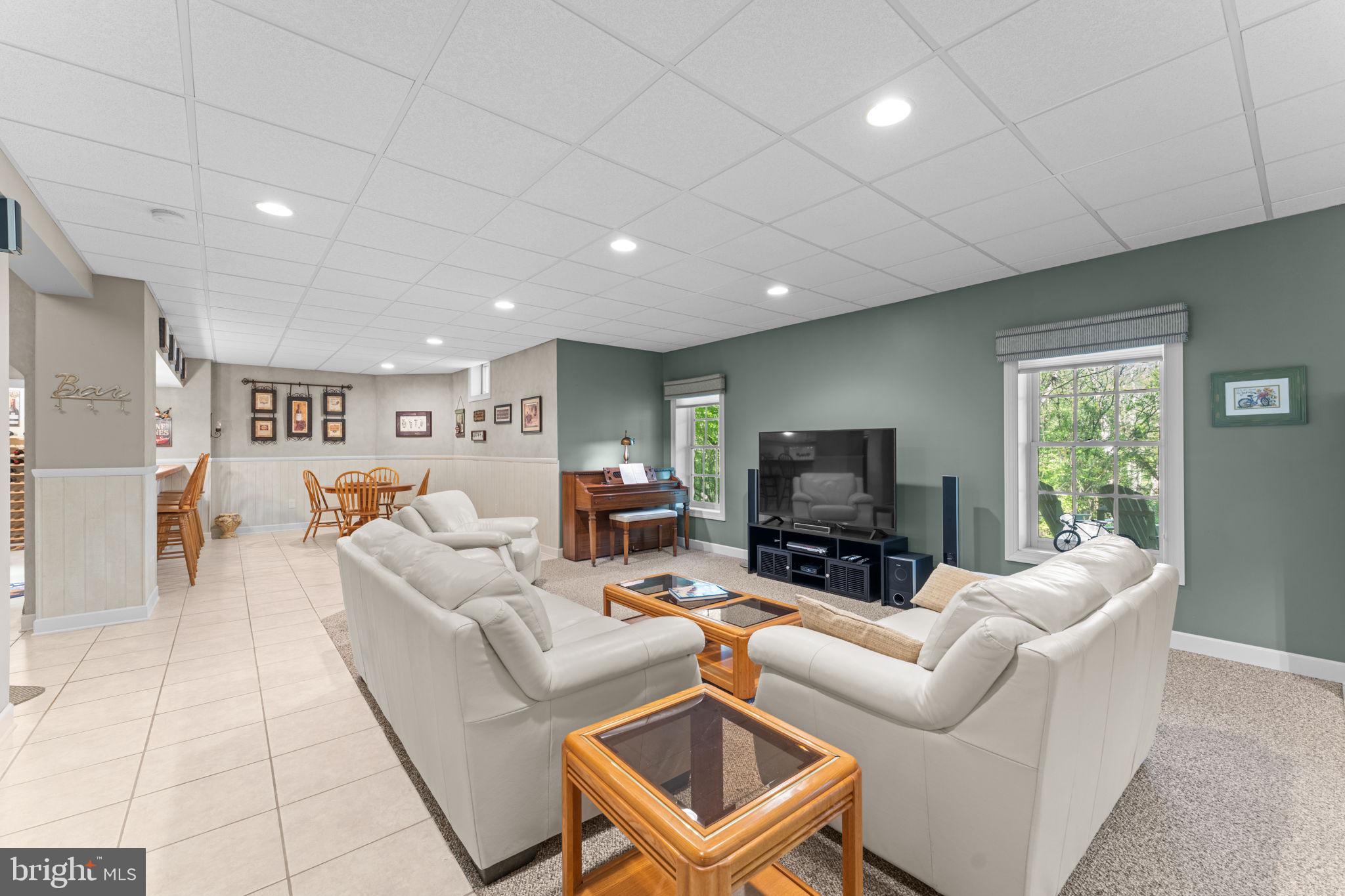 OAK VALLEY - Residential