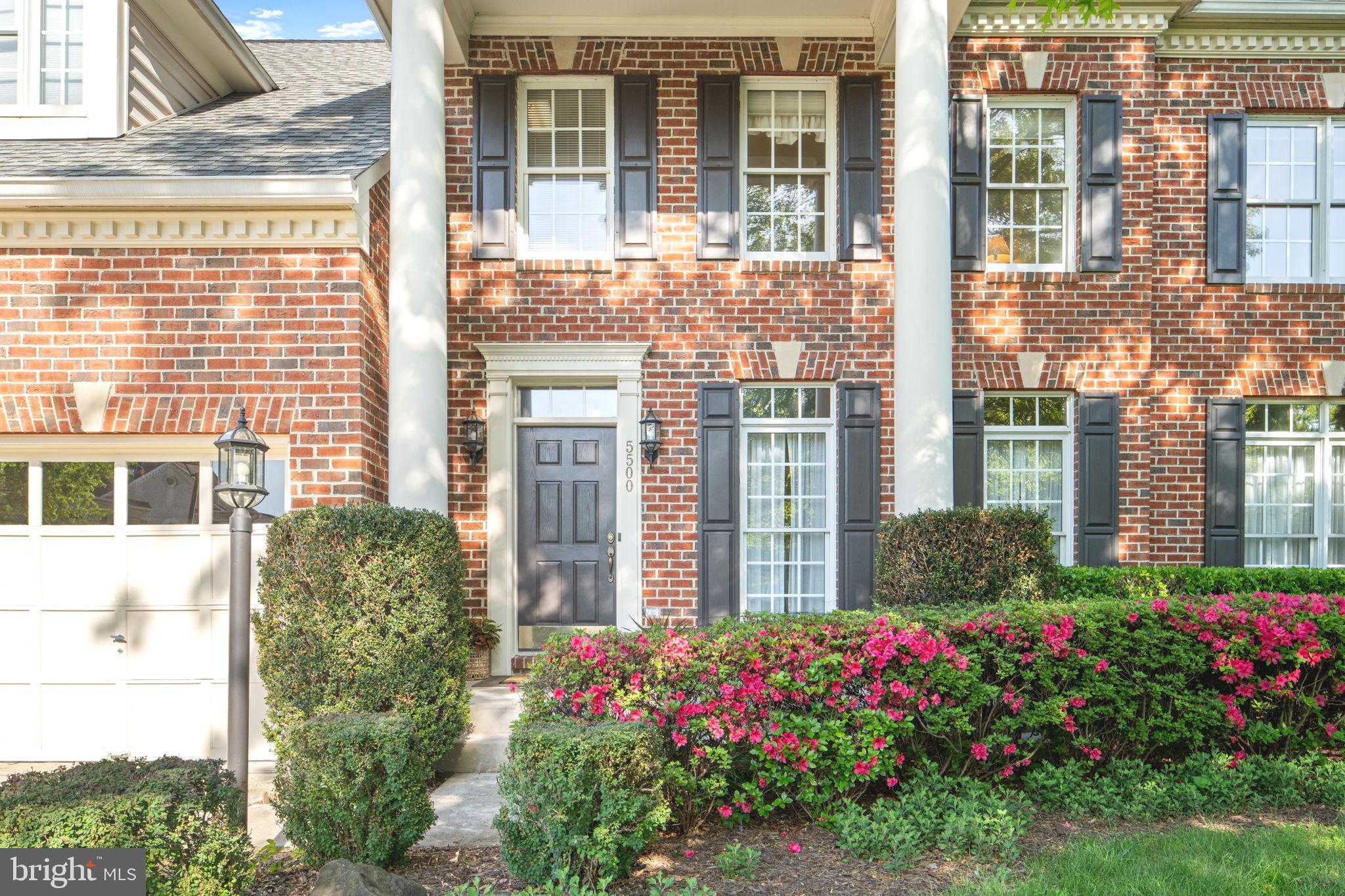 OAK VALLEY - Residential