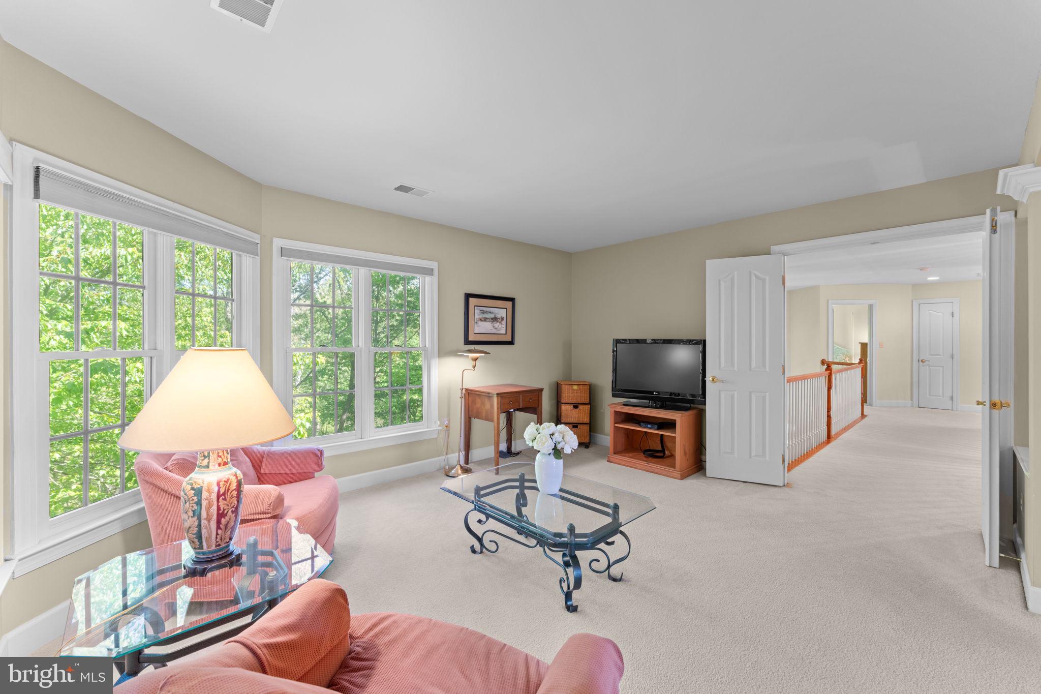 OAK VALLEY - Residential