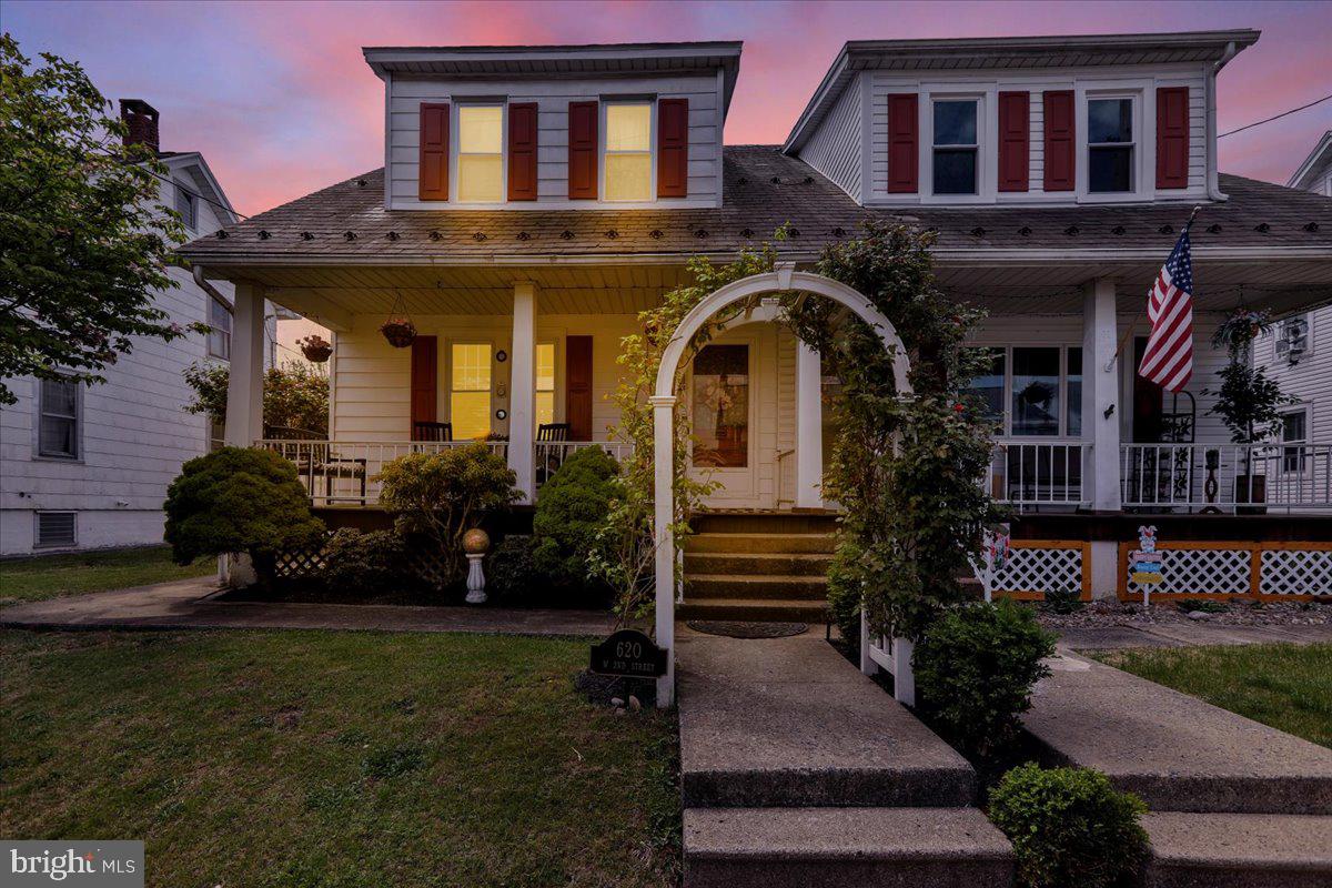 620 W 2ND STREET