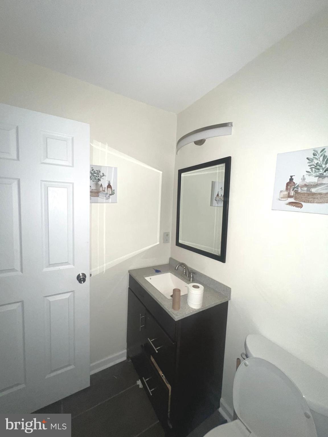 SPRING KNOLL - Residential