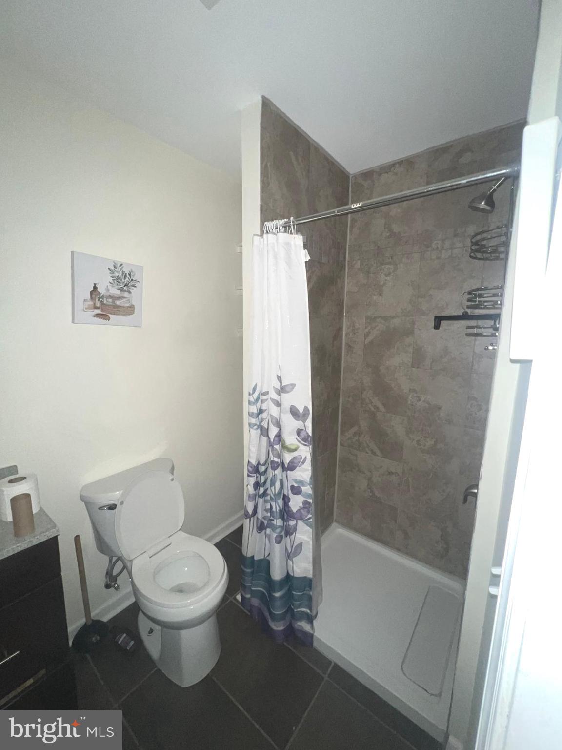 SPRING KNOLL - Residential