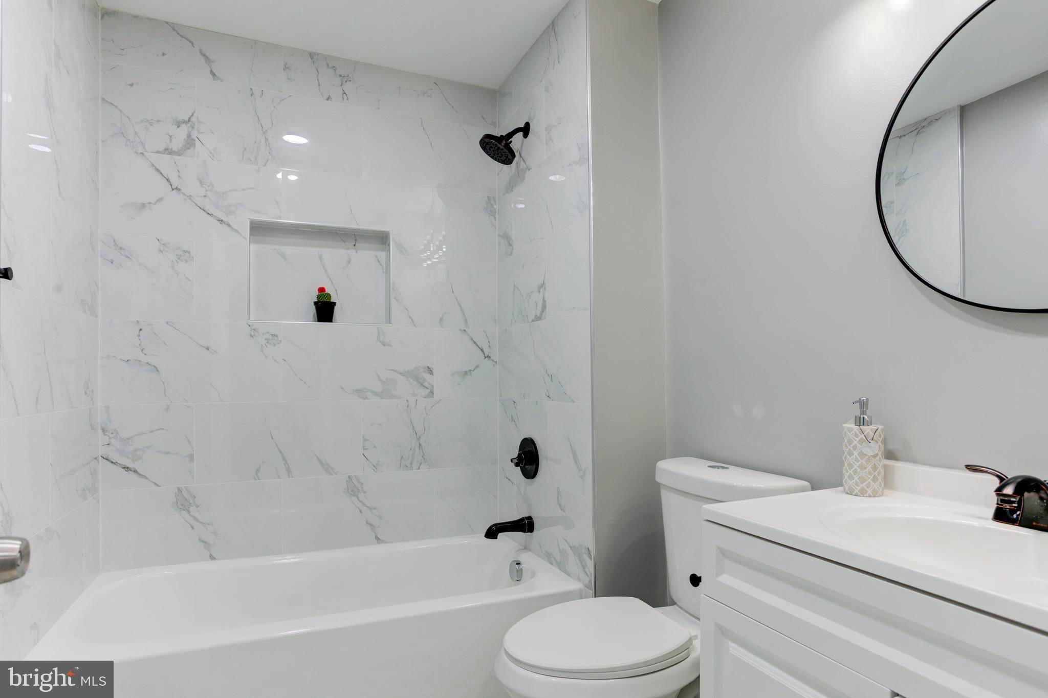 CARROLL-SOUTH HILTON - Residential