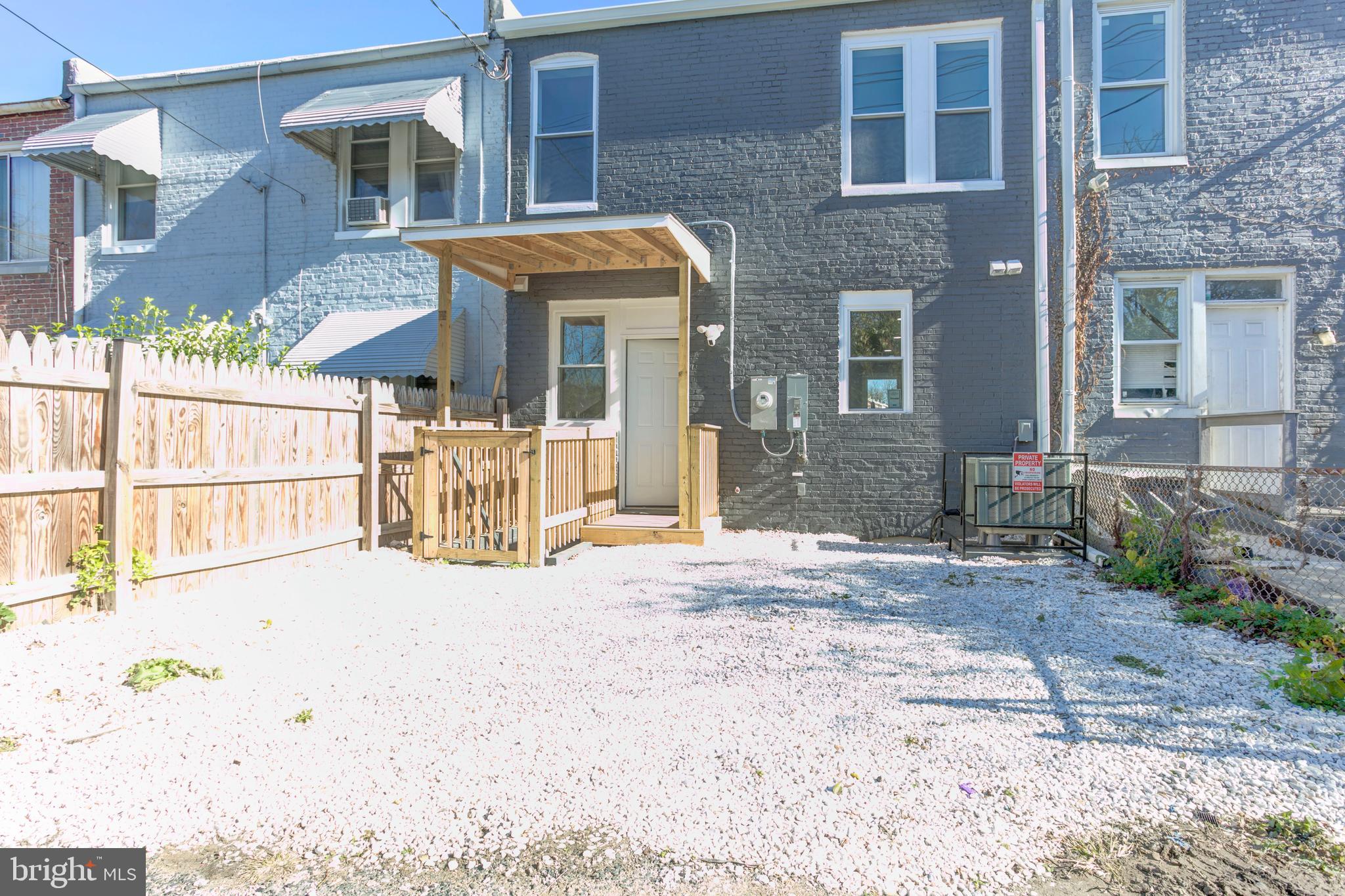 CARROLL-SOUTH HILTON - Residential