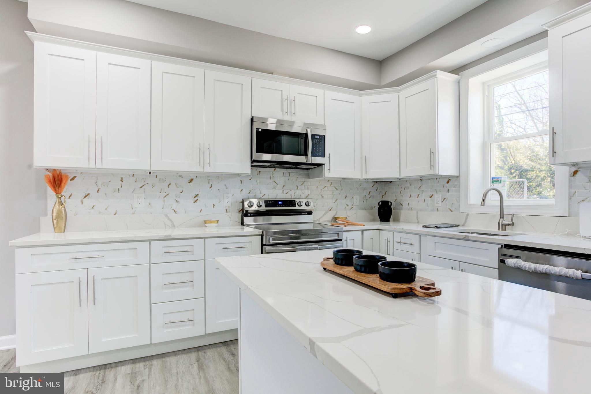 CARROLL-SOUTH HILTON - Residential