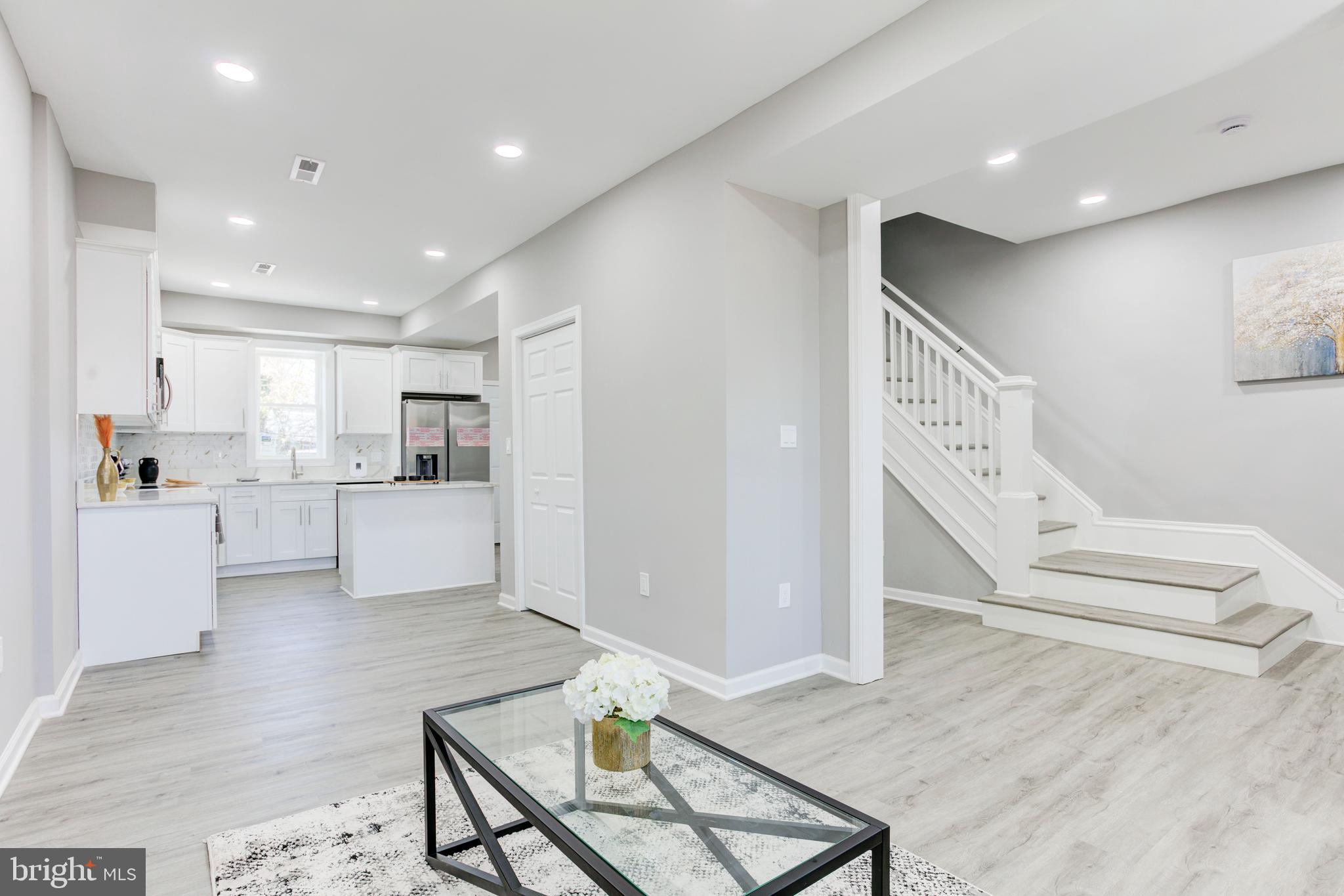 CARROLL-SOUTH HILTON - Residential