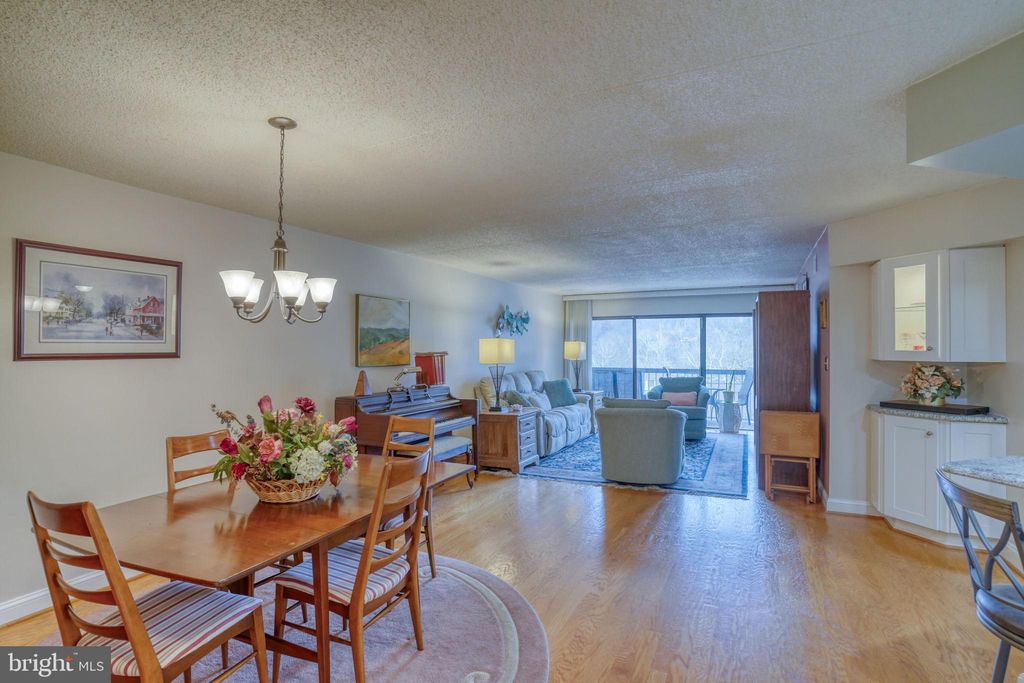 Photo of 1704 N Park Drive #605, WILMINGTON, DE 19806 (MLS # DENC2094332)