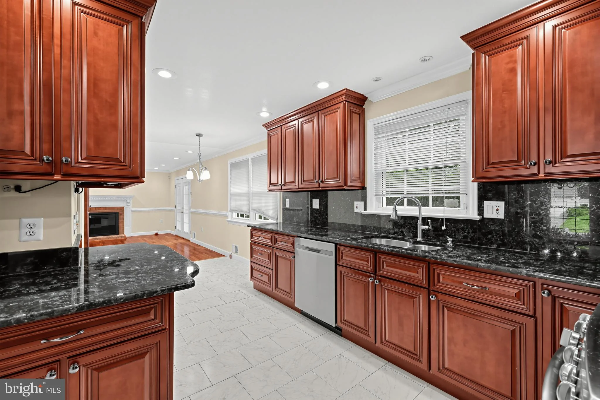 1516 Arbor View Road, Silver Spring, MD 20902 photo 2