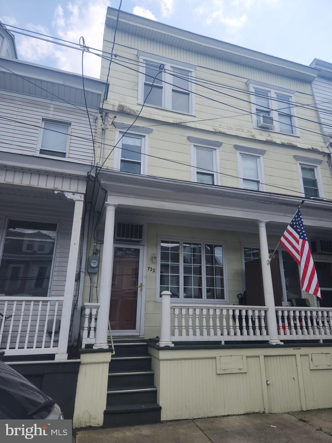 Well maintained row home. First floor has a living room, middle/ding room and a kitchen that can be eat in. There is access to the back yard. The 2nd floor as 2 private bedrooms with an addition room that leads to the full bathroom with tub and shower. The attic is large and can be a 4th bedroom with room for storage. 720 Mahanoy is also on the market. These can be purchased together. Live on one side and have the other pay your mortgage.