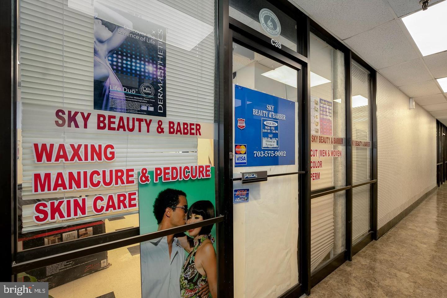 SKYLINE PLAZA - Residential