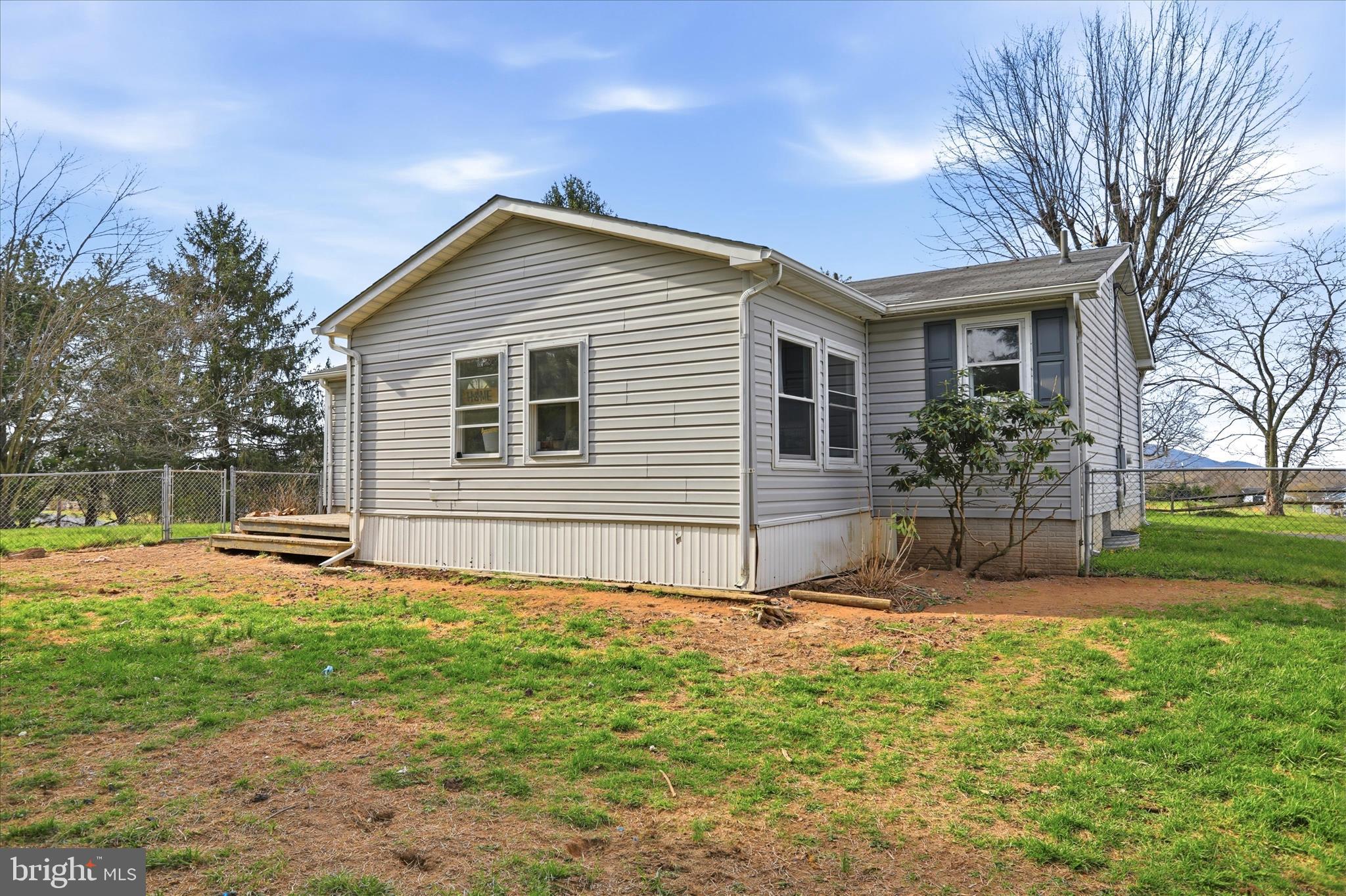 HOY ROAD LOTS - Residential