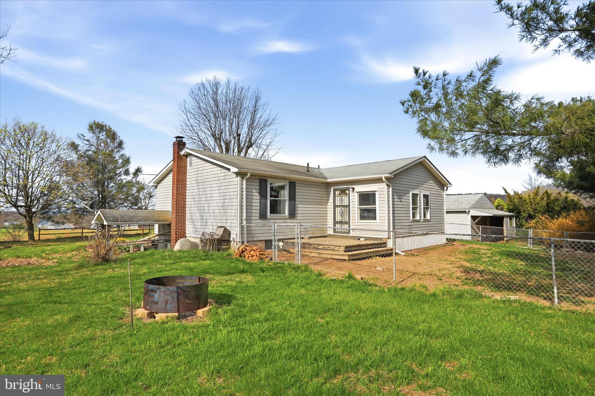 HOY ROAD LOTS - Residential