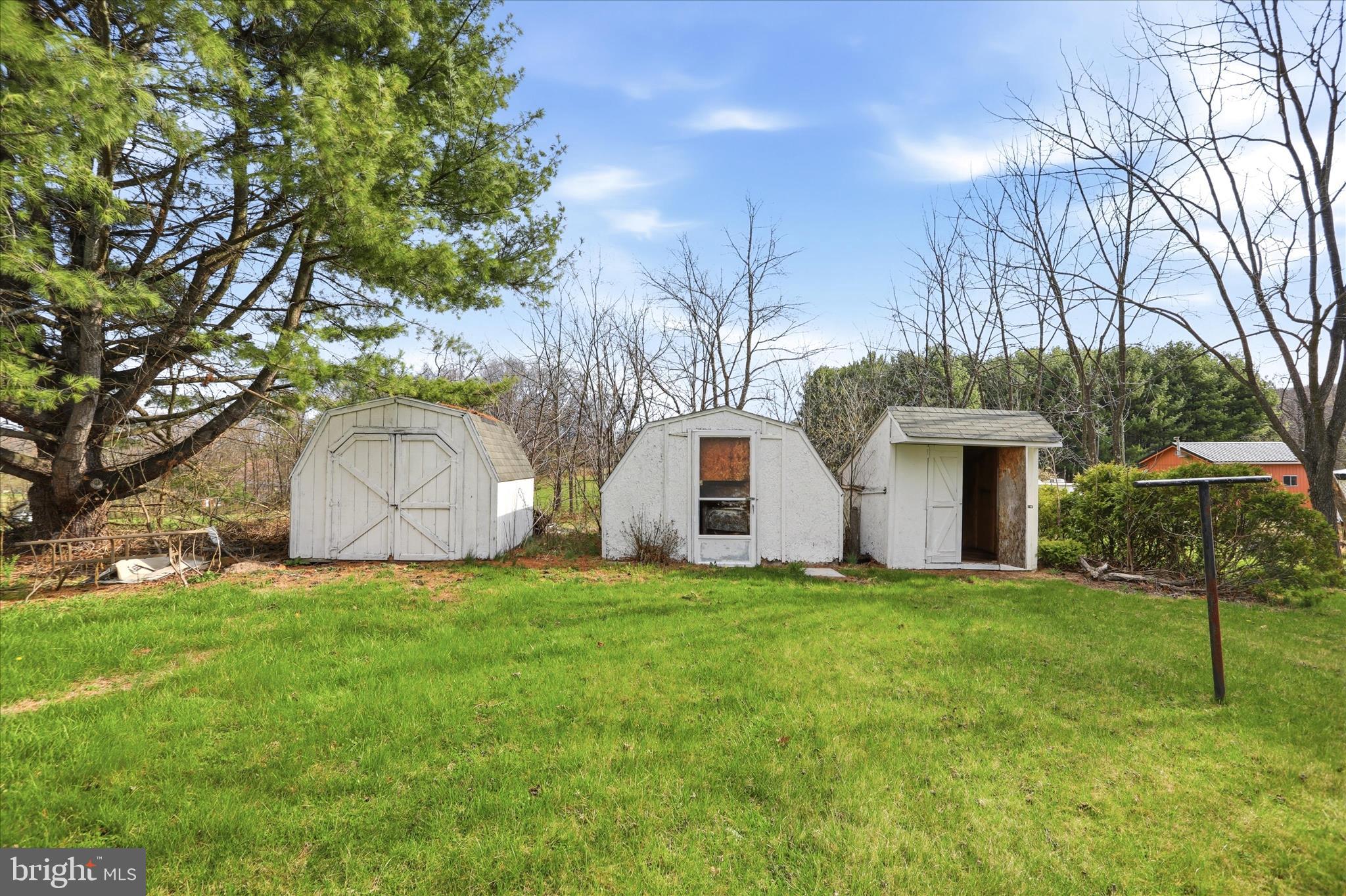 HOY ROAD LOTS - Residential