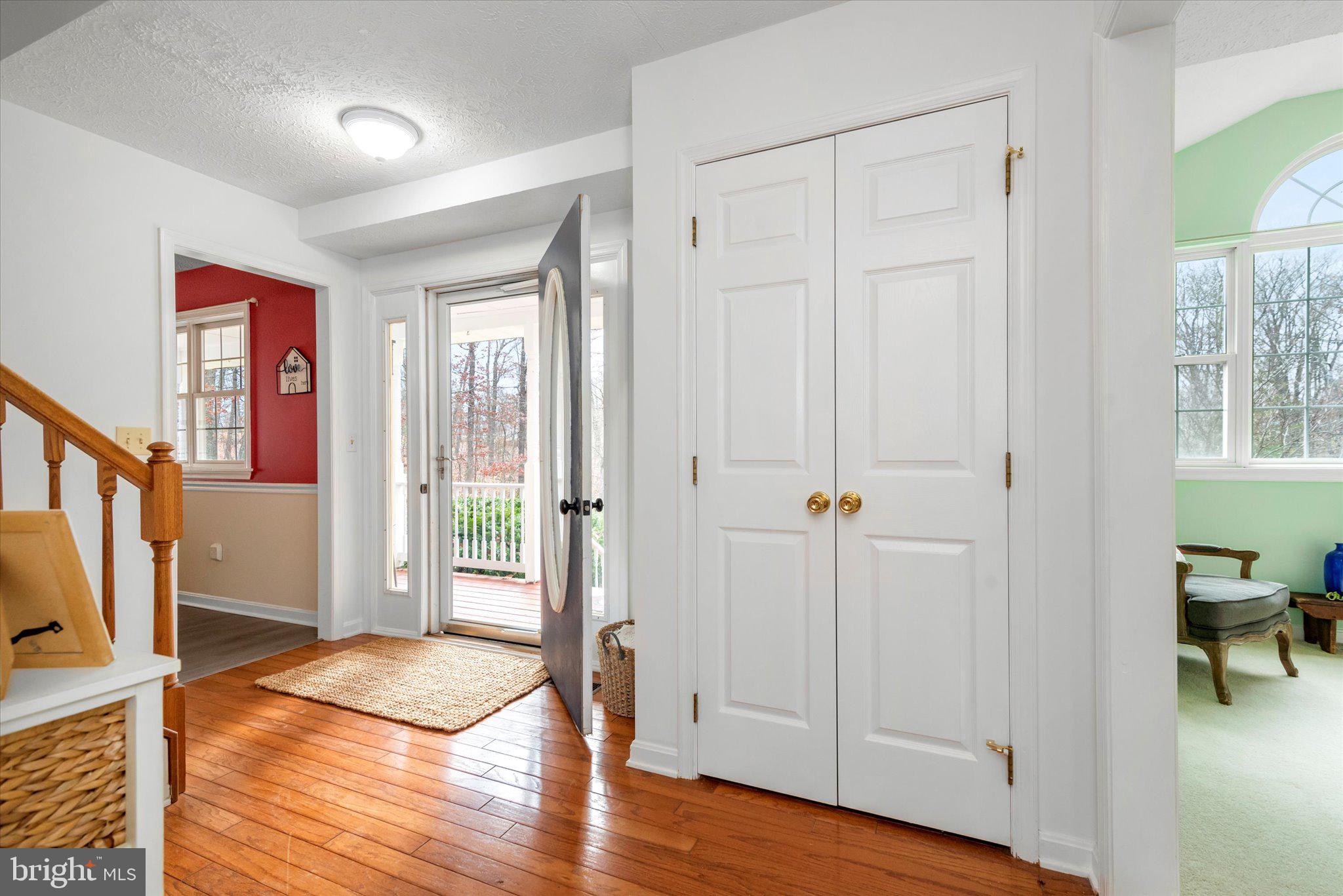 OAK BREEZE - Residential