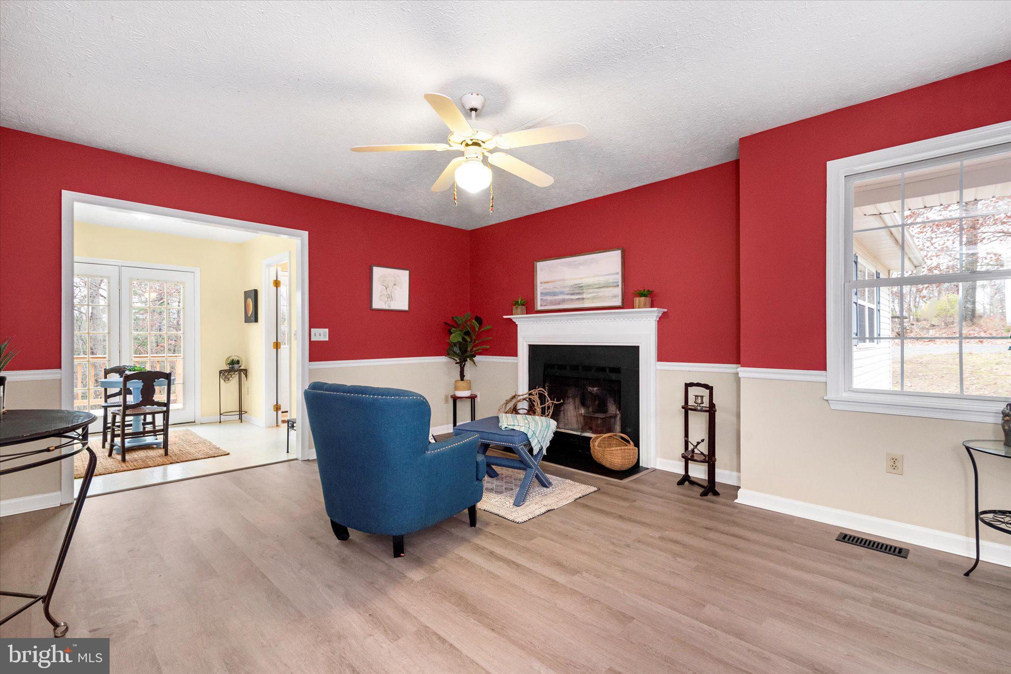 OAK BREEZE - Residential