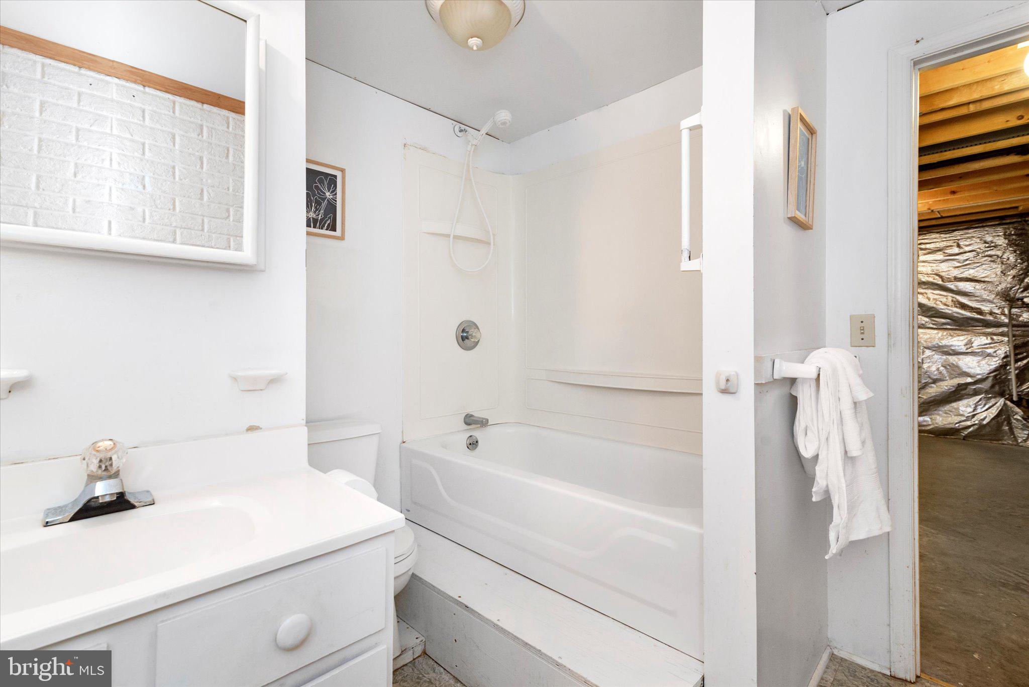 OAK BREEZE - Residential