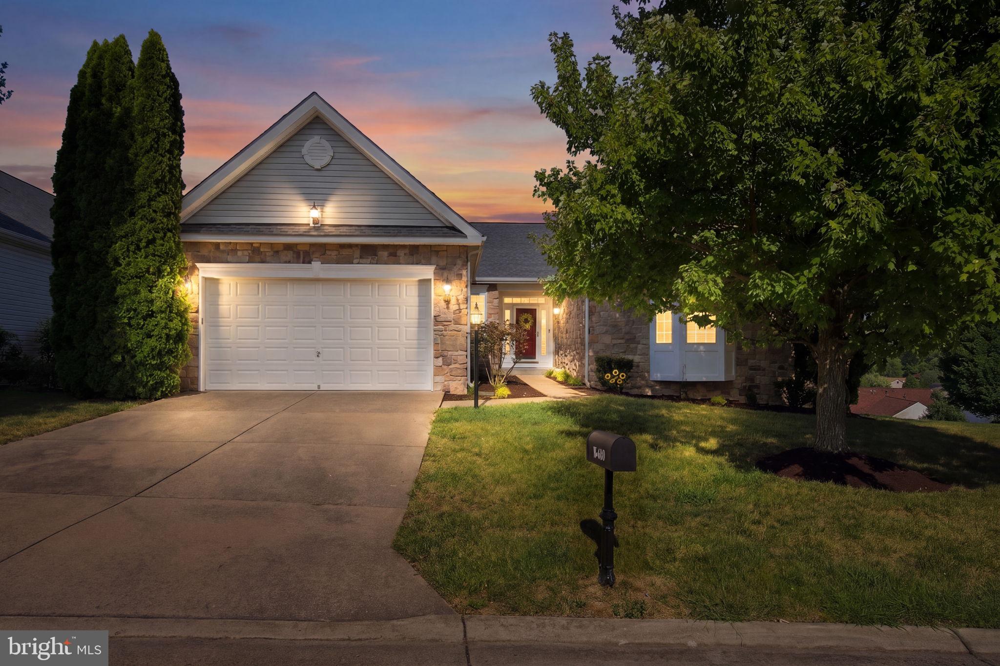 16469 SPARKLING BROOK LOOP