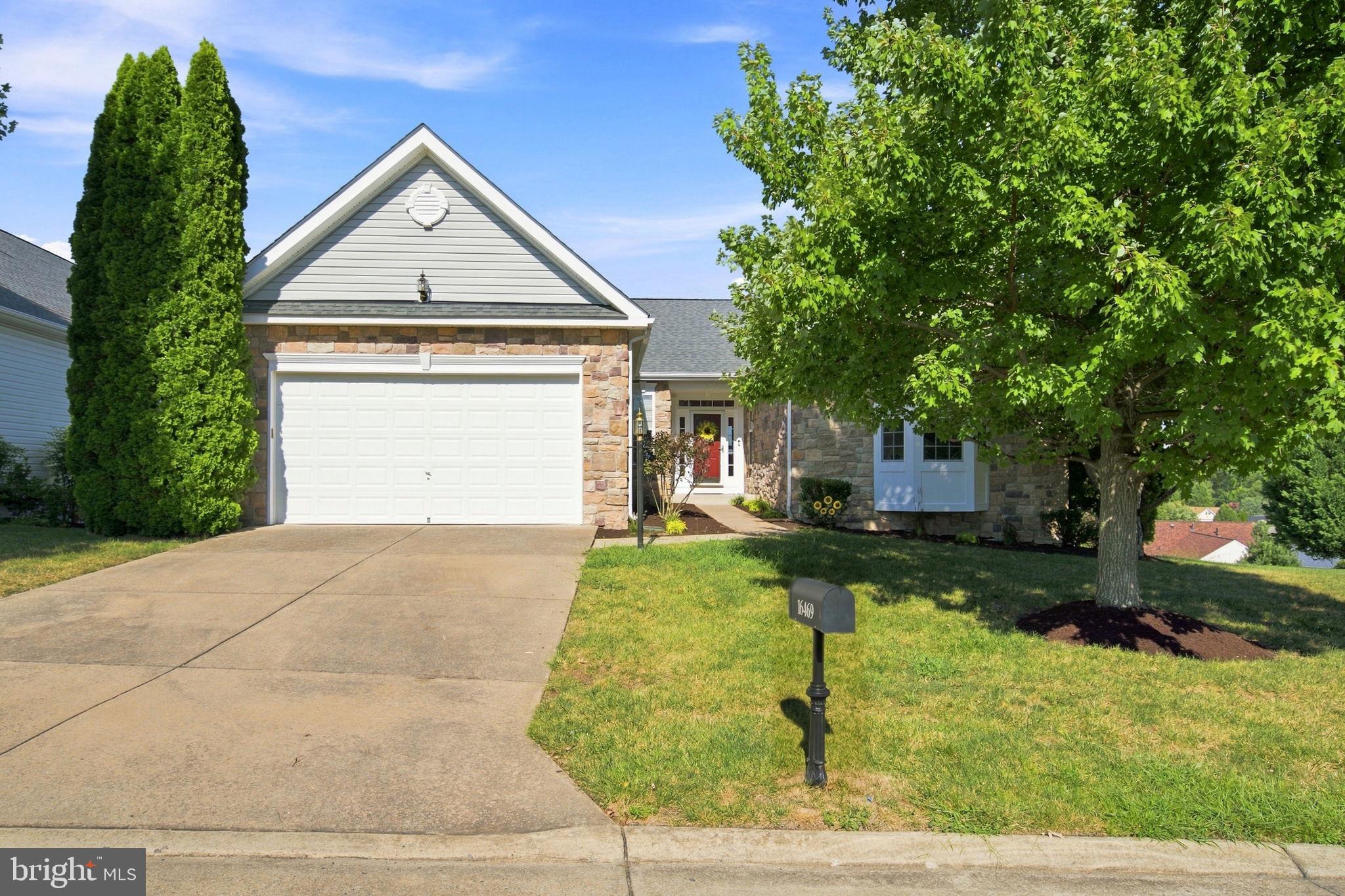 16469 SPARKLING BROOK LOOP