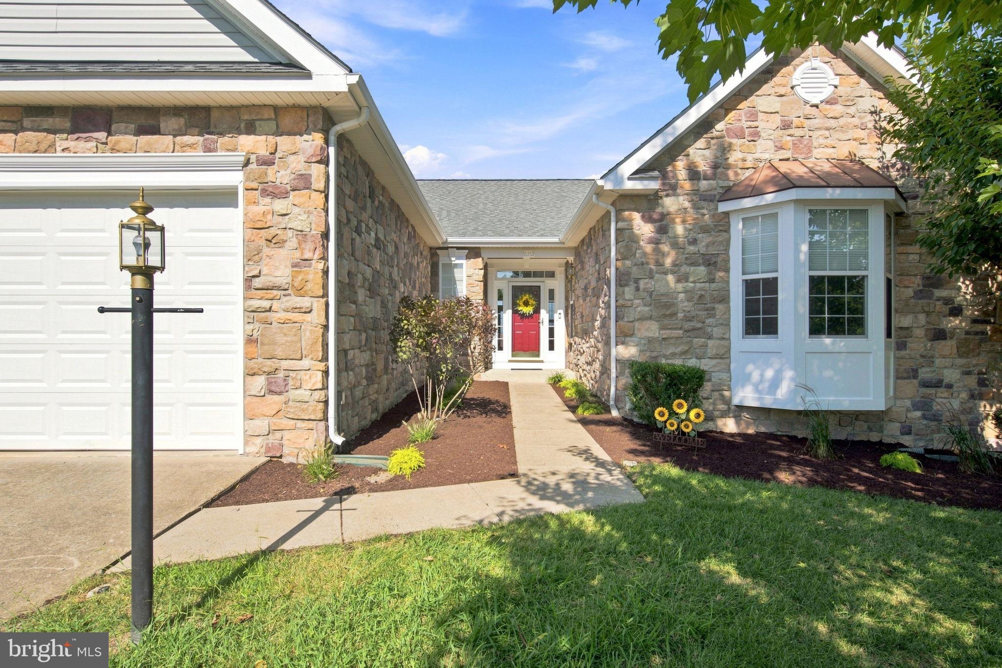 16469 SPARKLING BROOK LOOP